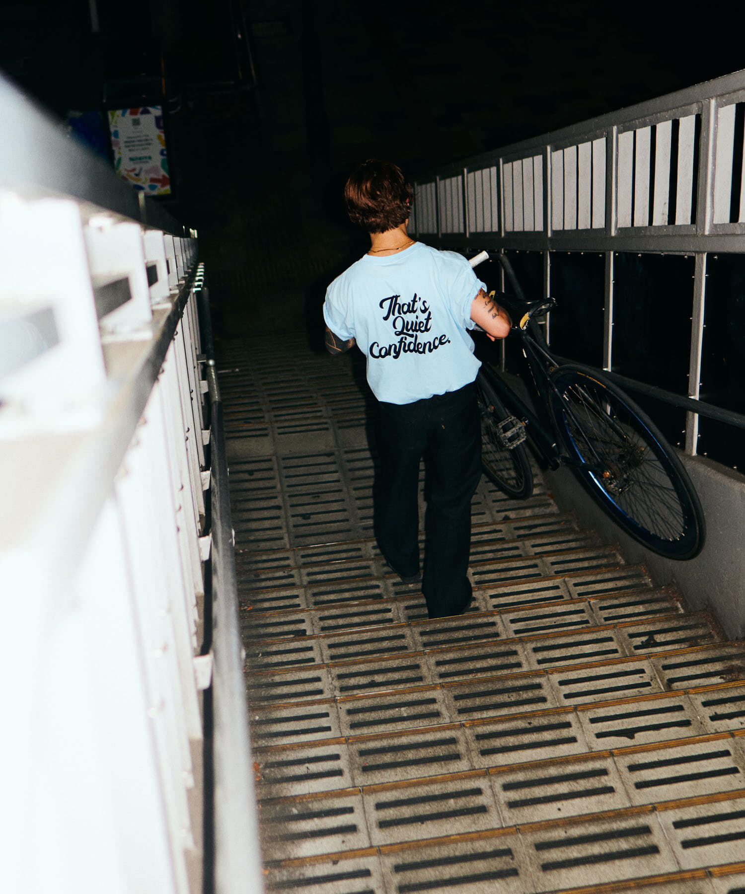 URBAN RESEARCH「Teya　Flock Letter T-shirts」|Tシャツ・カットソー|