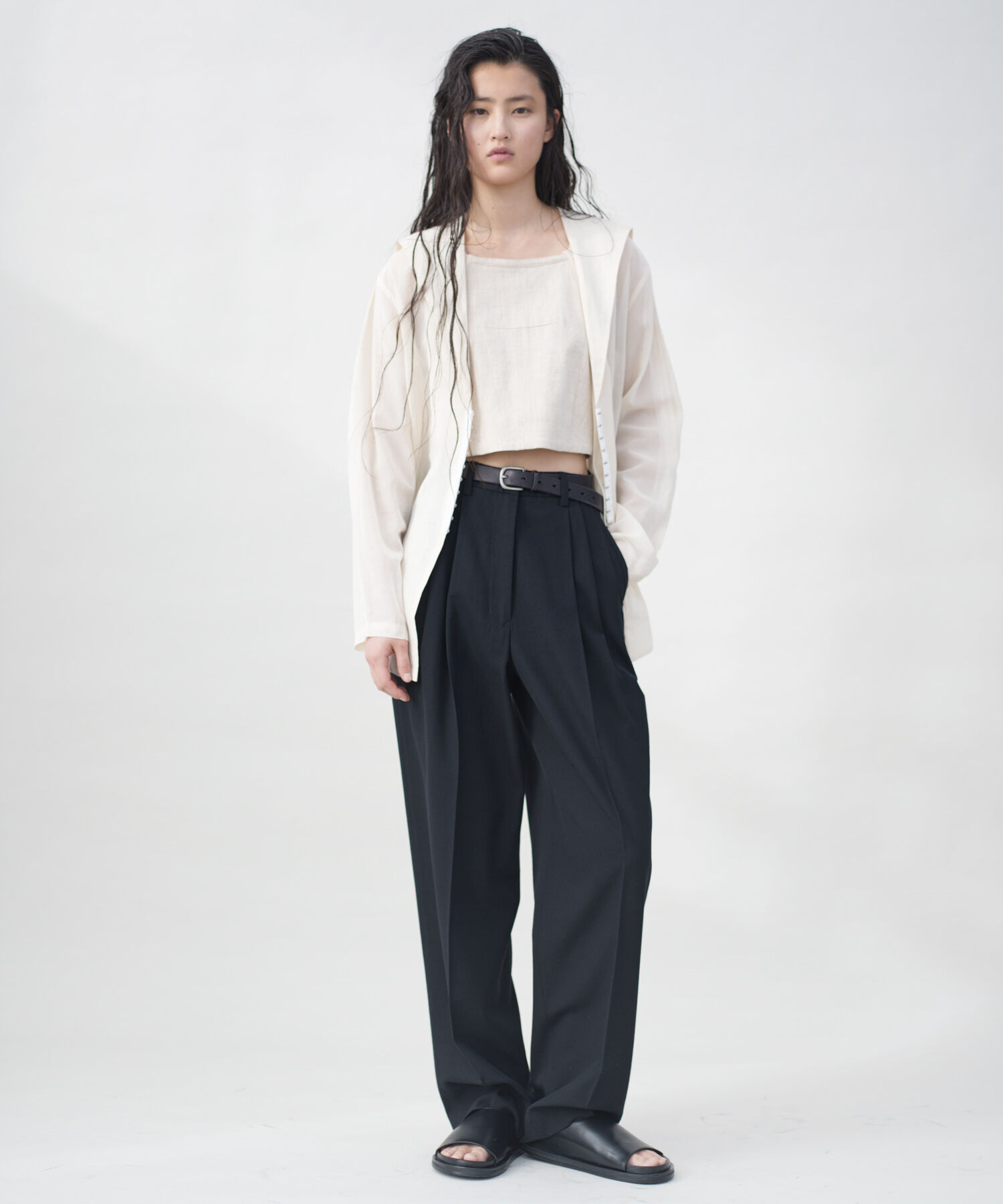 URBAN RESEARCH「new basic　HIGH TWIST WOOL PANTS」|その他|