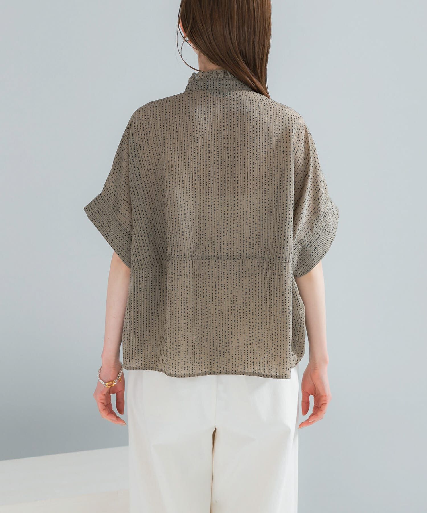 URBAN RESEARCH ROSSO「『WEB/一部店舗限定』ウォッシャブルドットフリルネックブラウス」|シャツ・ブラウス|