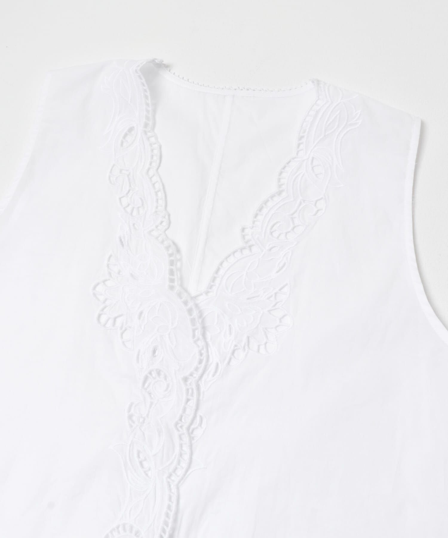 URBAN RESEARCH「カットワーク刺繍ジレ」|シャツ・ブラウス|
