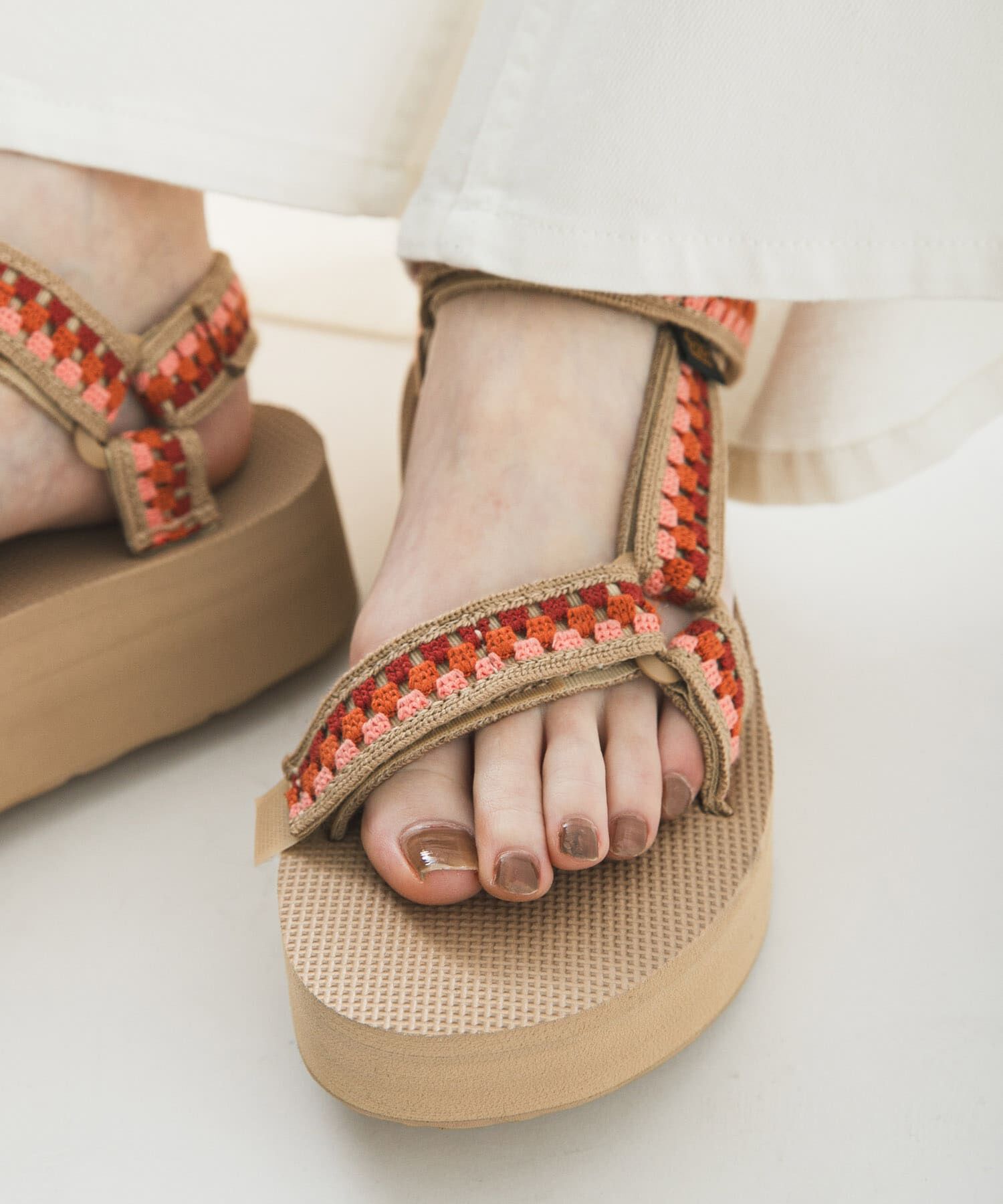 URBAN RESEARCH「『WEB限定』Teva　EXCLUSIVE フラットフォーム ユニバーサル テッセラ」|サンダル|