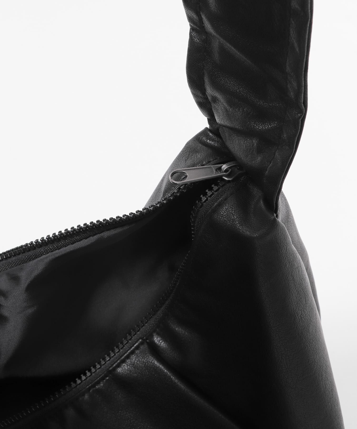 SENSE OF PLACE by URBAN RESEARCH「コクーンショルダーバッグ」|ショルダー・メッセンジャー|