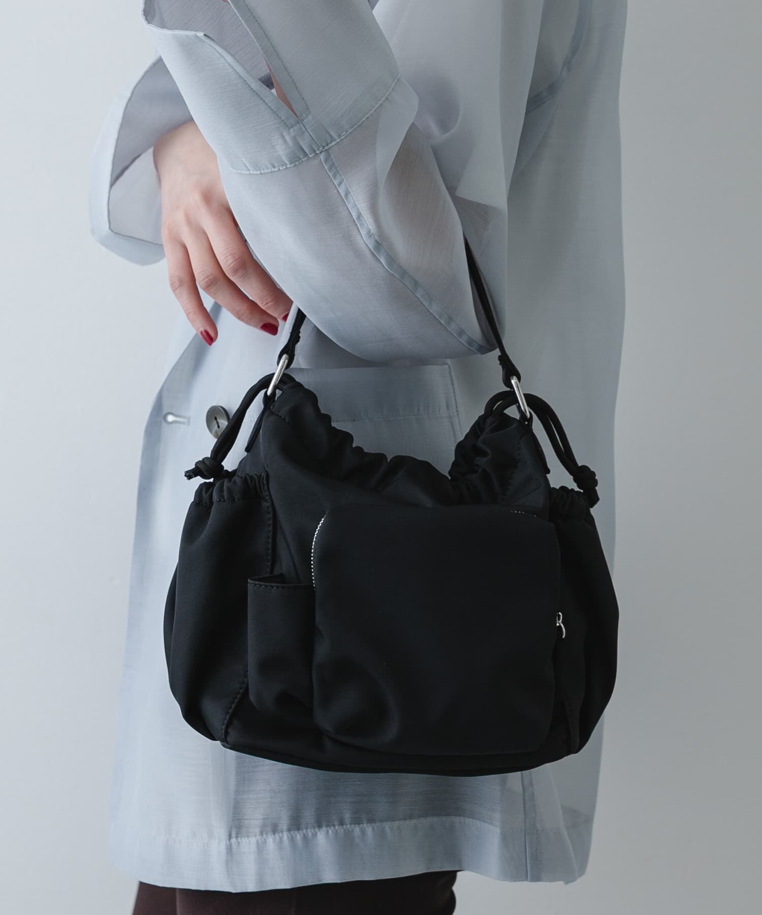 SENSE OF PLACE by URBAN RESEARCH「『撥水』ポケットデザインナイロンバッグ」|ハンドバッグ|
