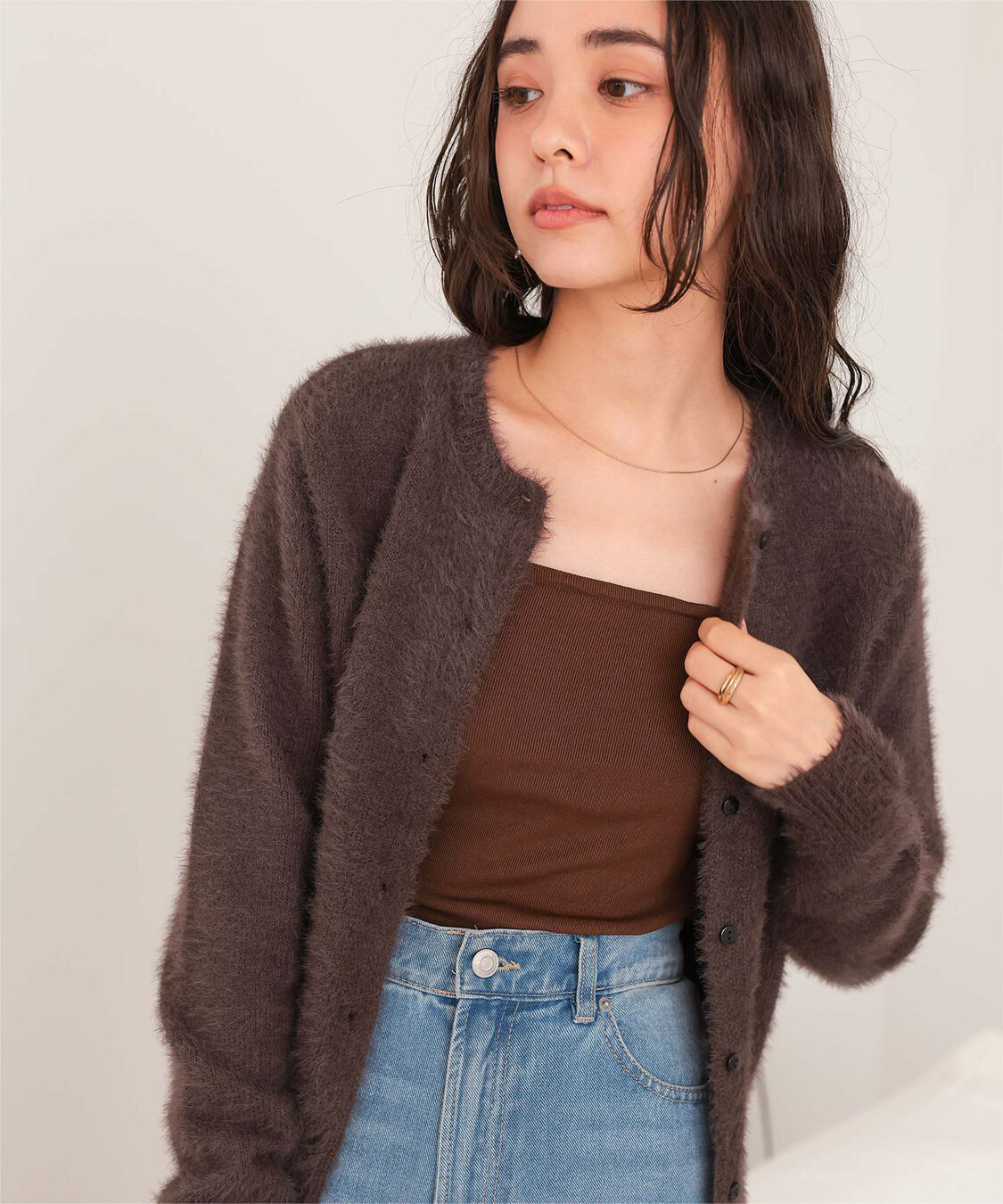 titivate「クルーネックミニシャギーニットカーディガン」|ニット・セーター|ダークブラウン