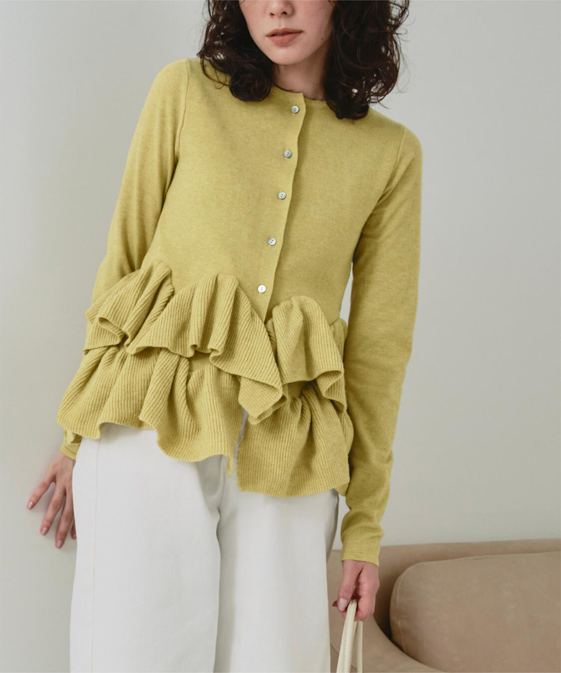 titivate「フリルヘムニットカーディガン」|ニット・セーター|イエロー