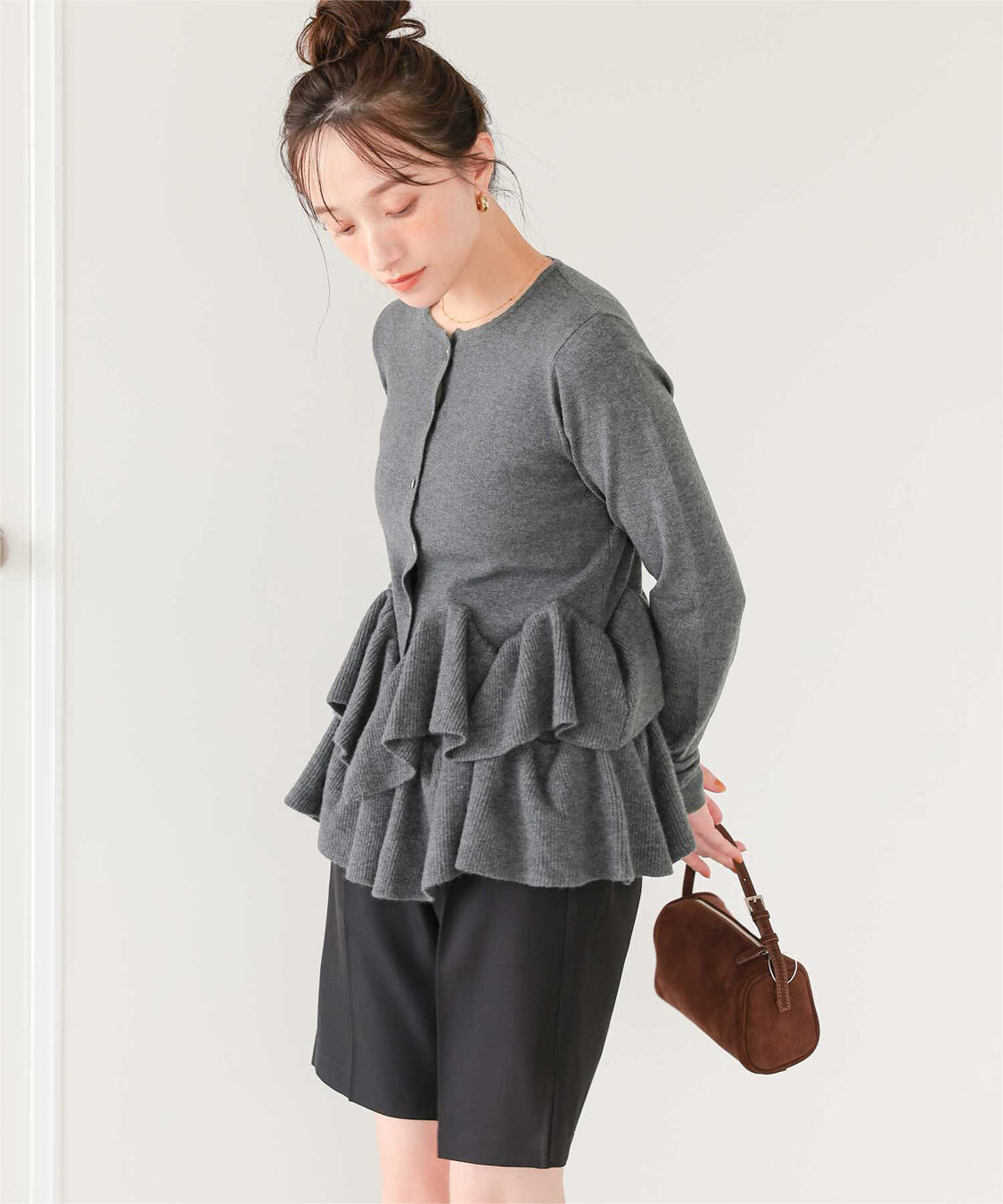 titivate「フリルヘムニットカーディガン」|ニット・セーター|