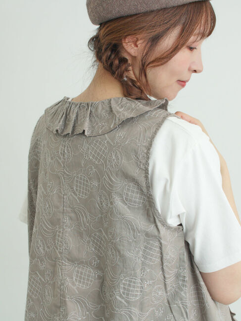 Samansa Mos2「【メルヘン&times;Samansa Mos2】総刺繍ベスト」|ダウンベスト・ベスト|