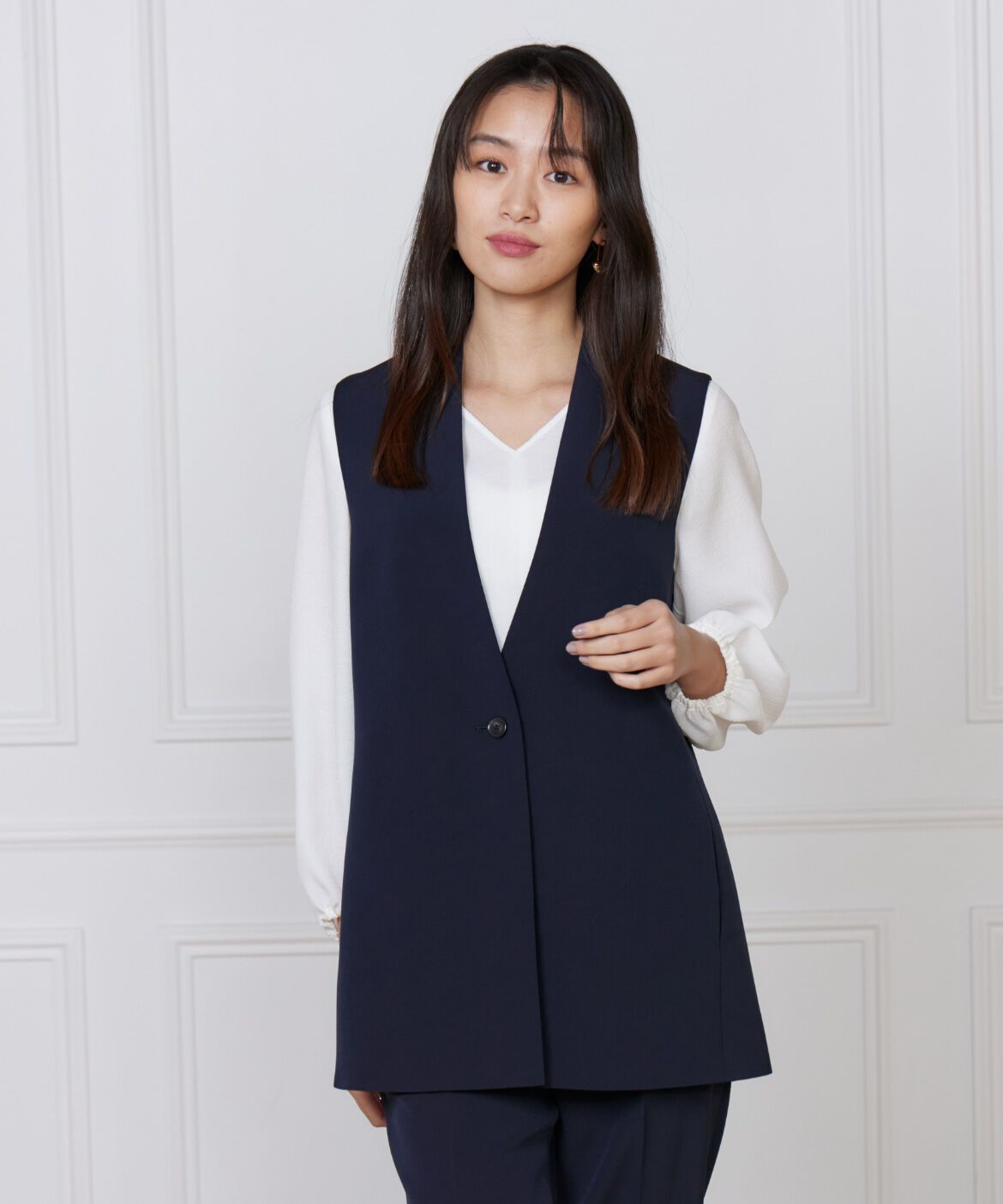 INED「カラーレスジレ」|ダウンベスト・ベスト|