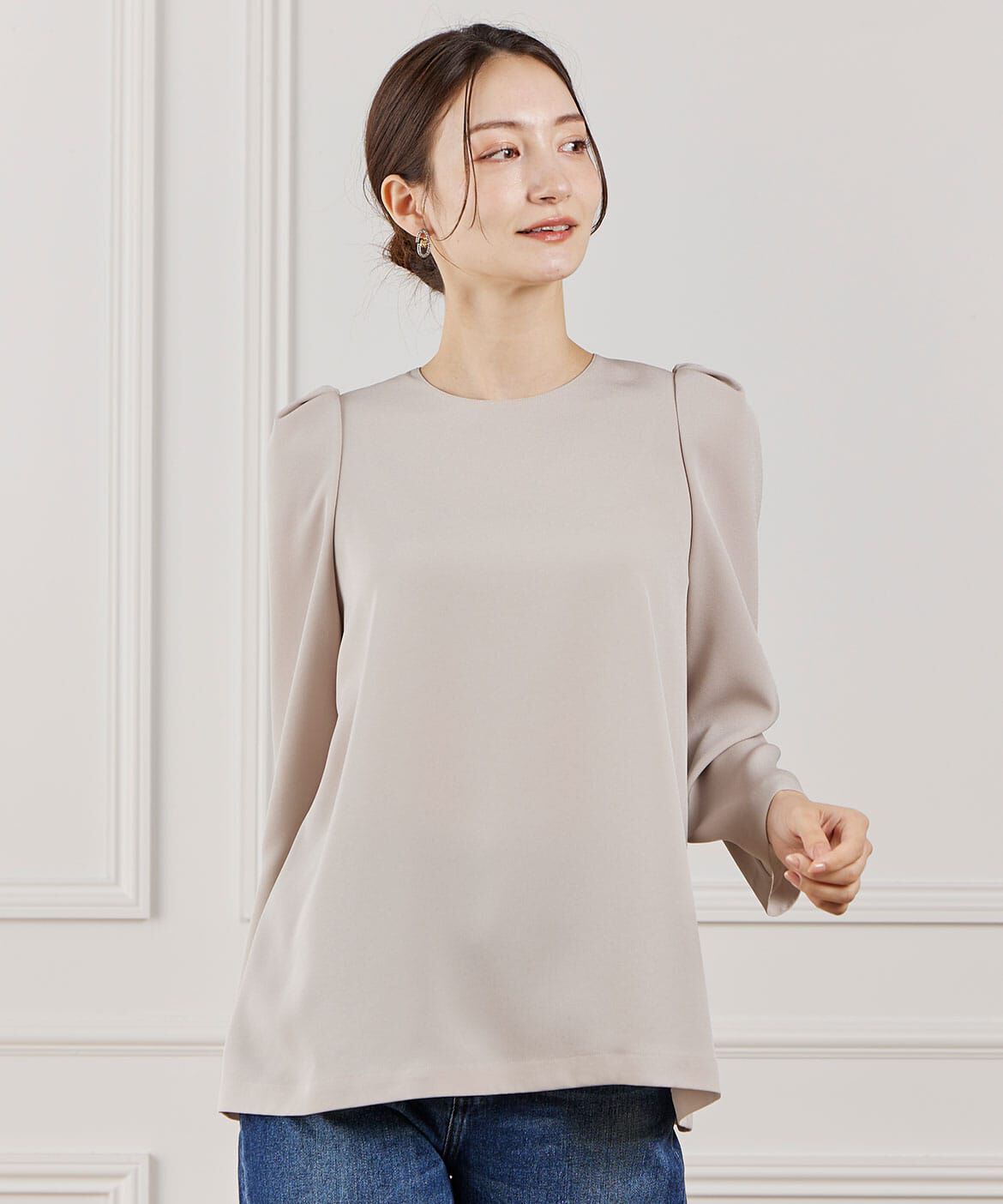 INED「《大きいサイズ》袖タックブラウス」|シャツ・ブラウス|グレーベージ 3