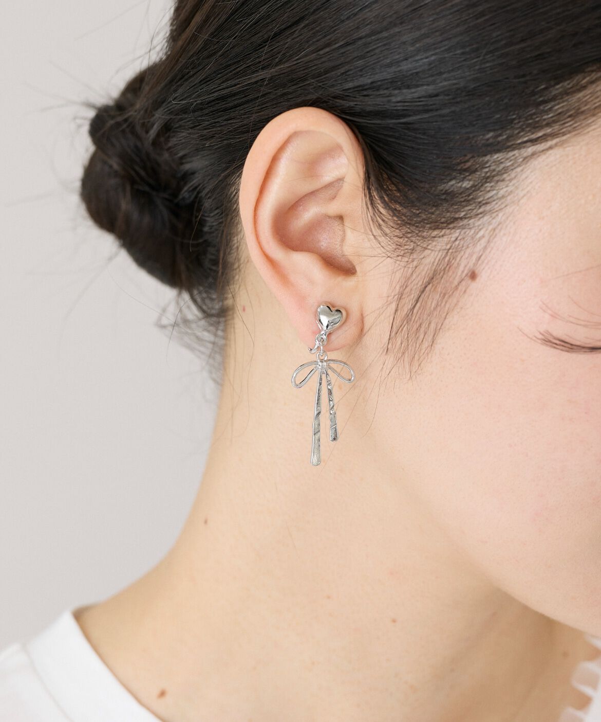 Maglie le cassetto「リボンモチーフイヤリング」|イヤリング|