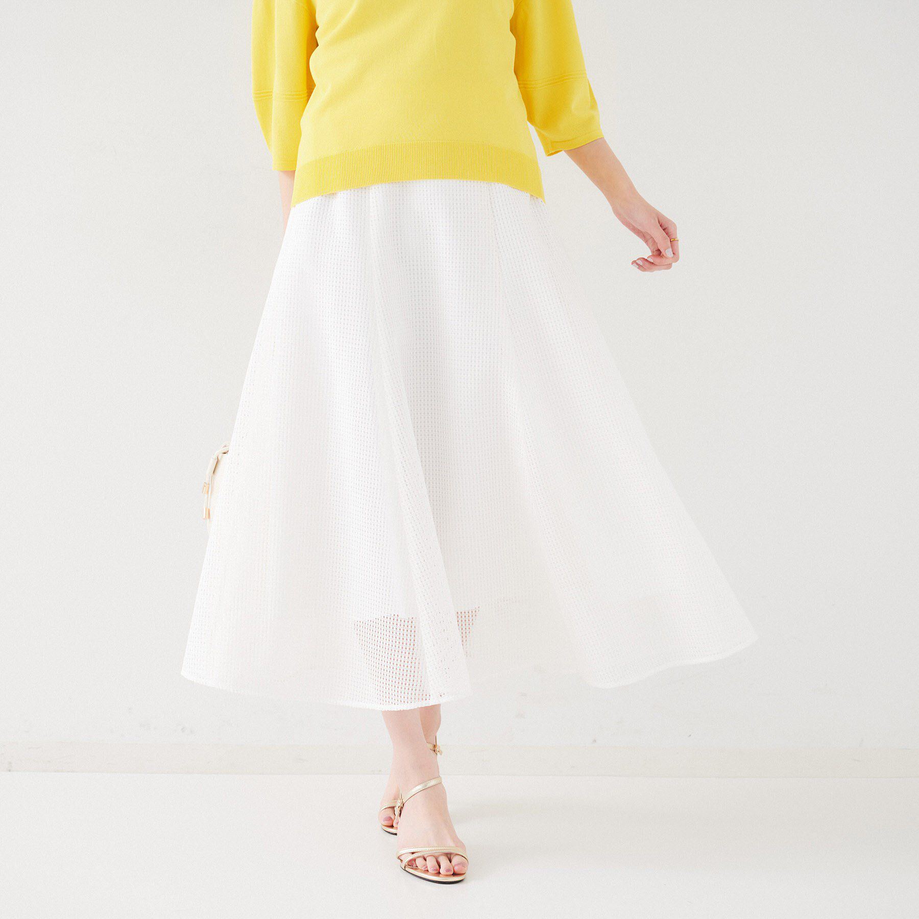 UNTITLED「【手洗い可/トレンド】メッシュフレアスカート」|スカート|オフホワイト(003