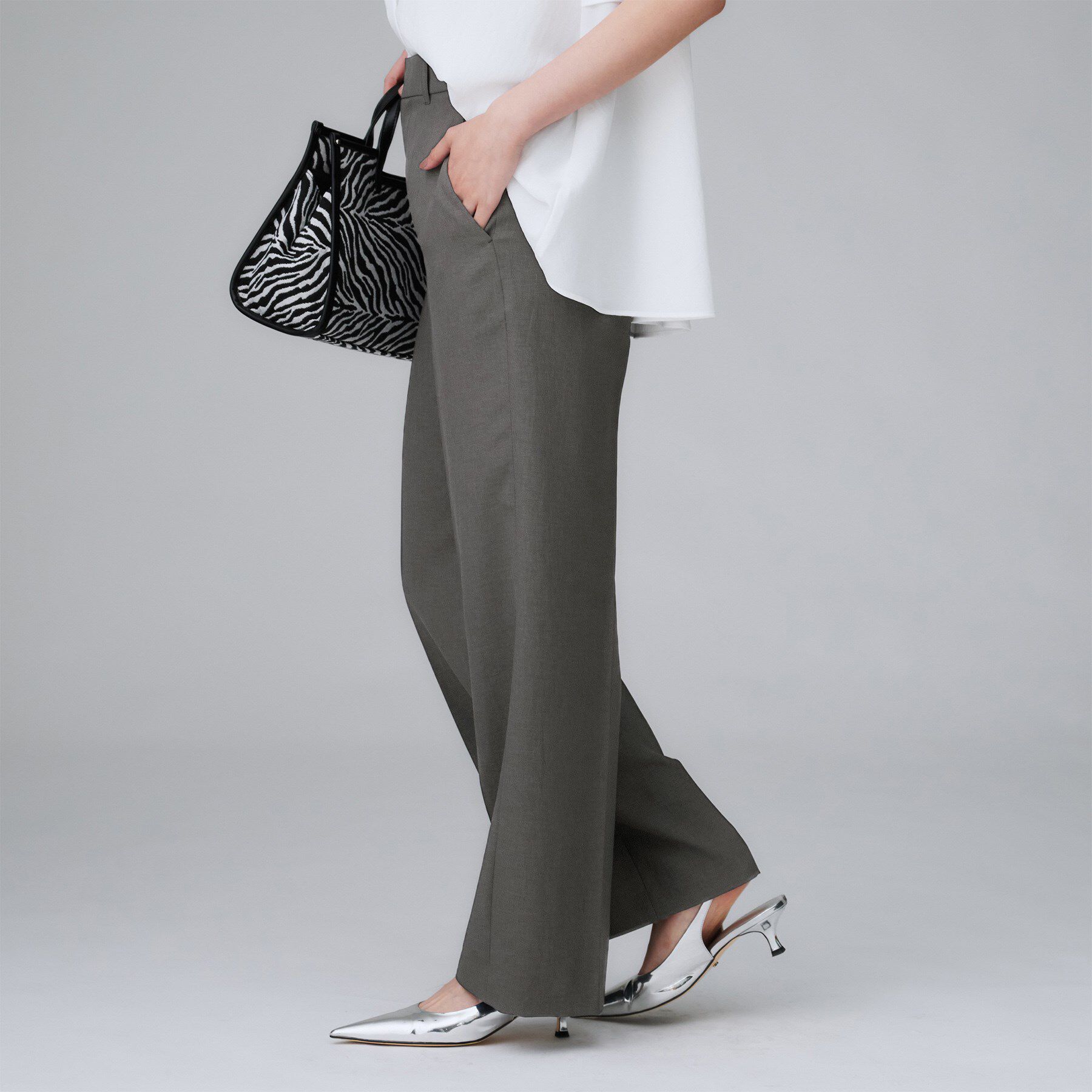 UNTITLED「【後ろウエストゴム】ツイルセミフレアパンツ」|その他|