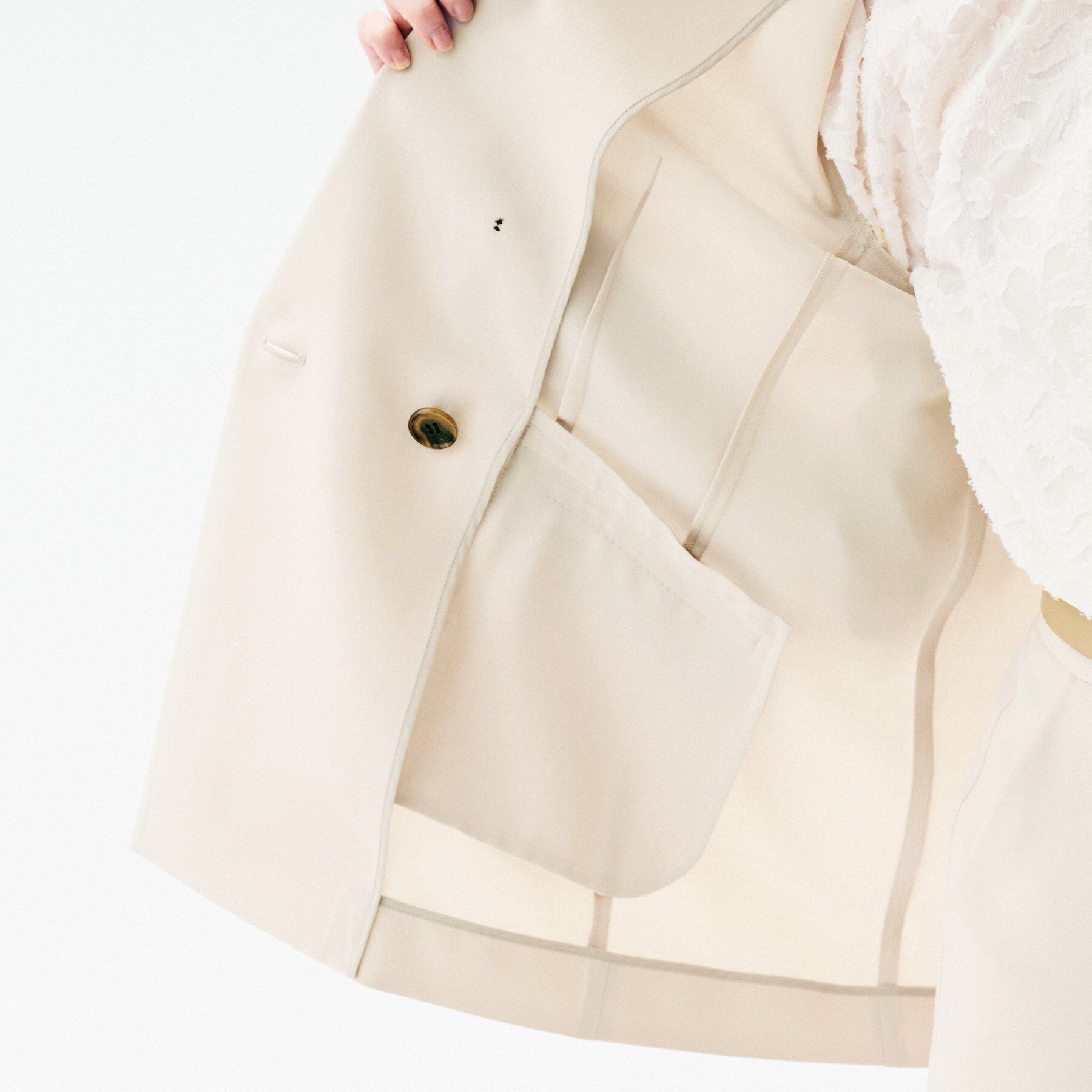 UNTITLED「【UV/接触冷感/洗える】エアリー ダブルブレストジャケット」|テーラードジャケット|