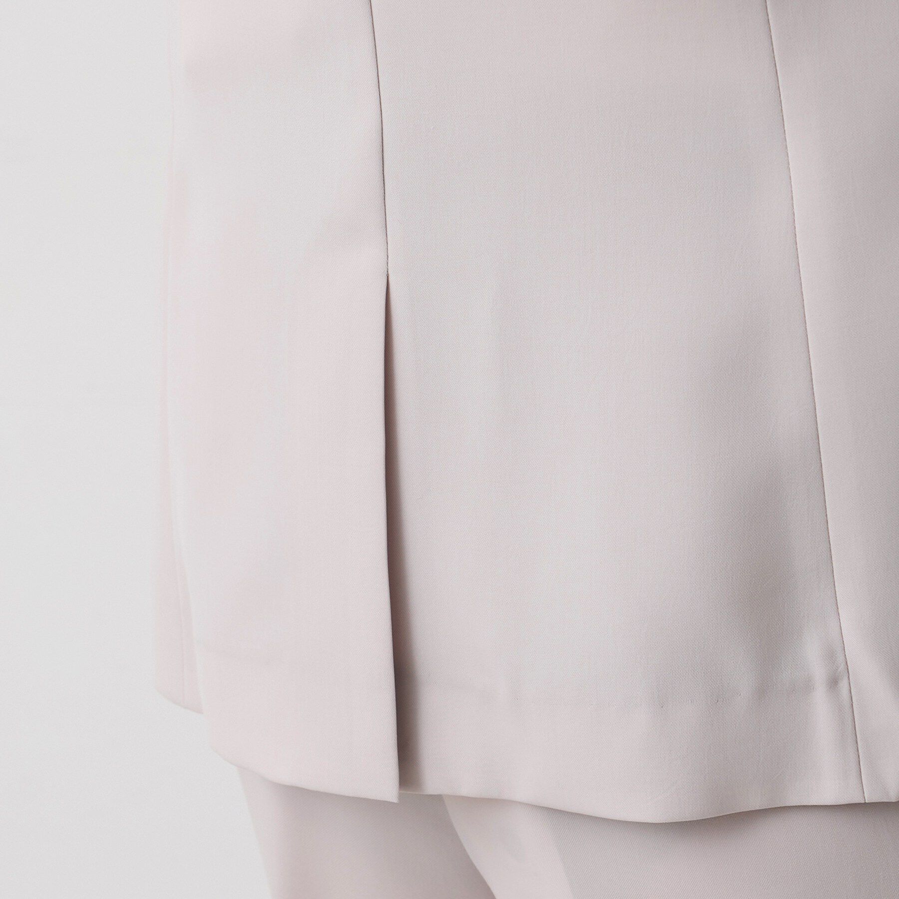 UNTITLED「【UV/接触冷感/スーツ】エアリーノーカラージャケット」|ノーカラージャケット|