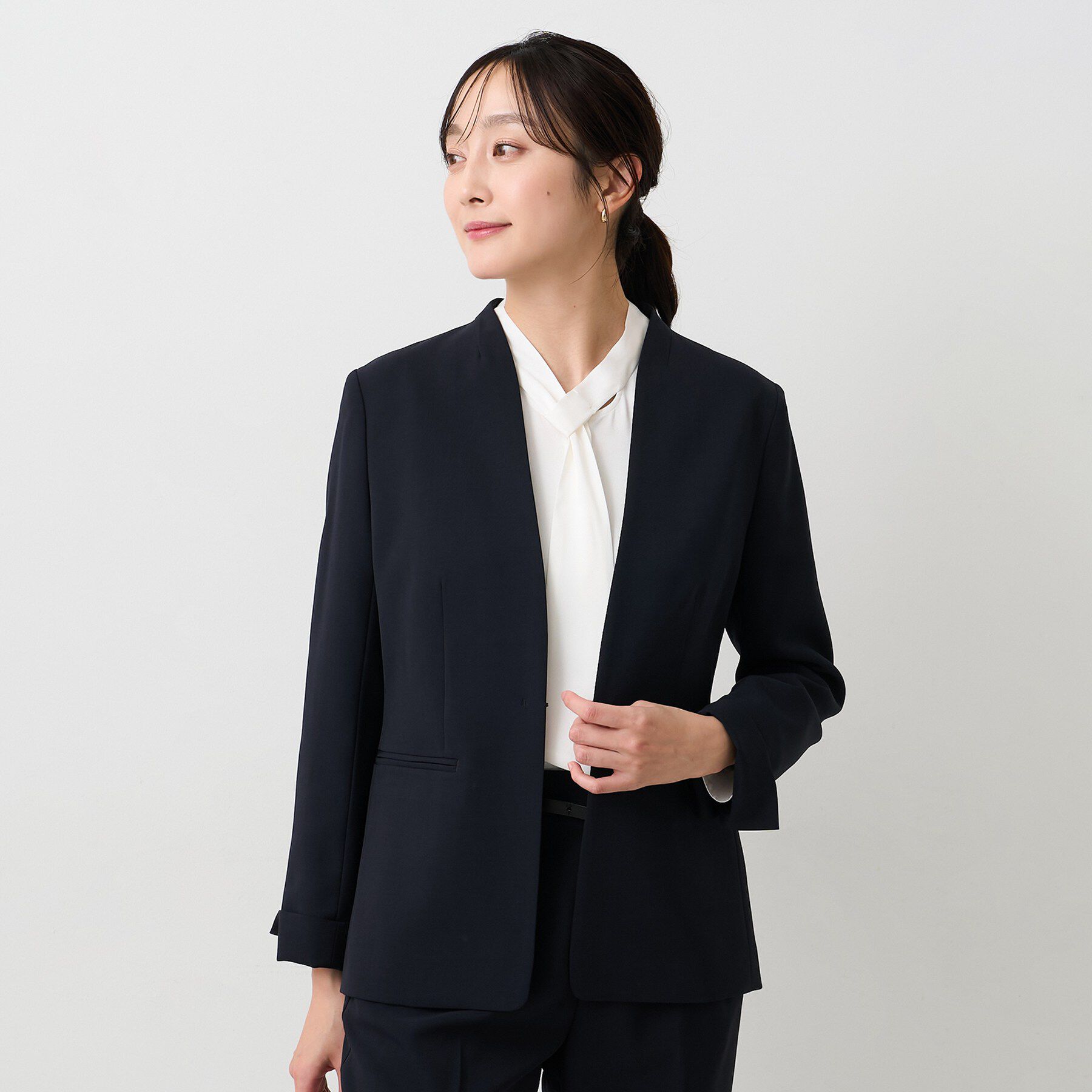 UNTITLED「【UV/接触冷感/スーツ】エアリーノーカラージャケット」|ノーカラージャケット|ネイビー(094)