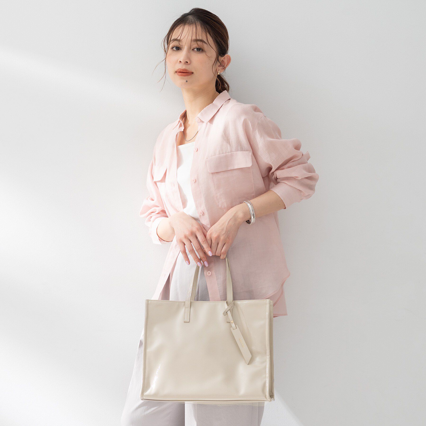 UNTITLED「エナメルソフトトート」|トートバッグ|