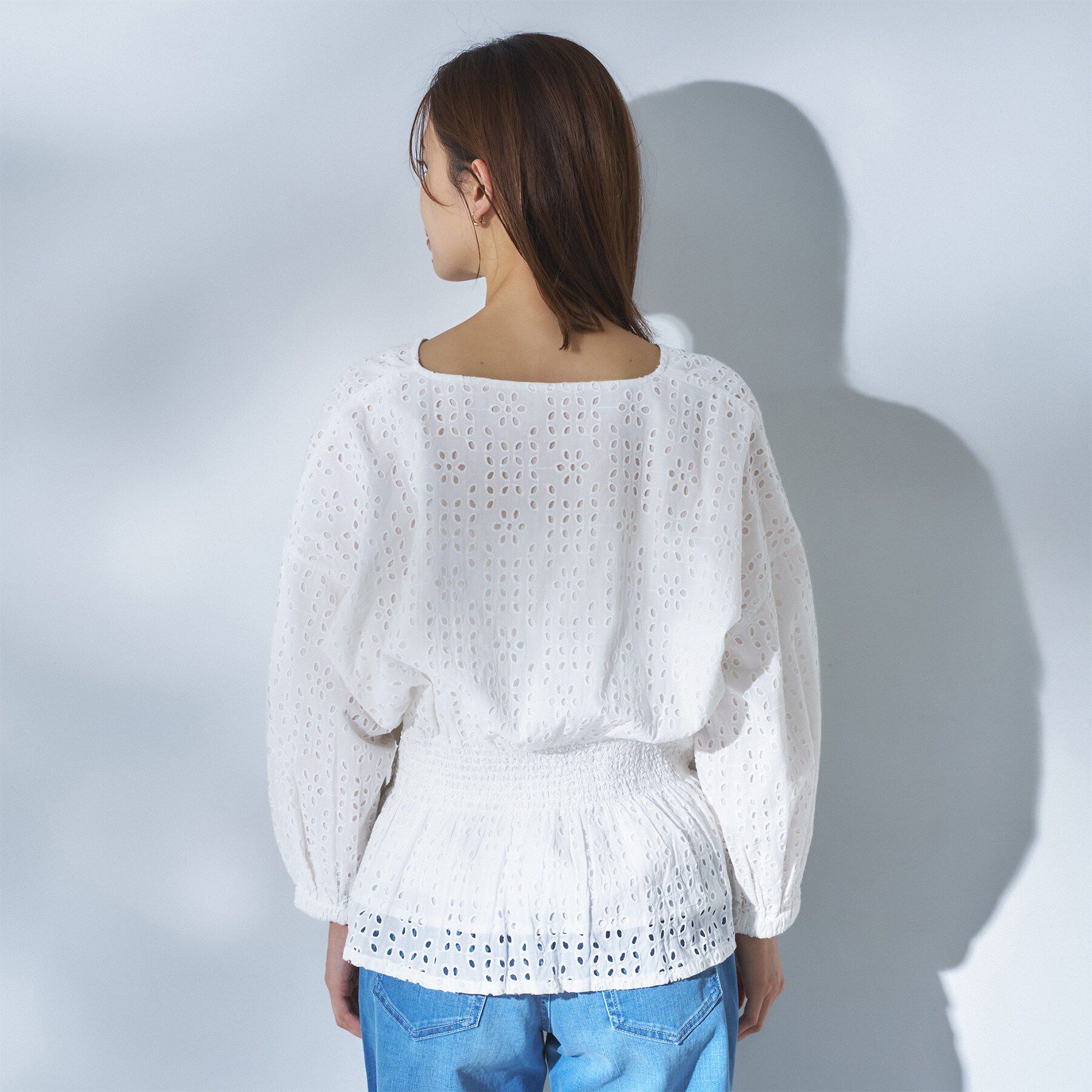 UNTITLED「【Audrey and John Wad】ウエストシャーリングブラウス」|シャツ・ブラウス|