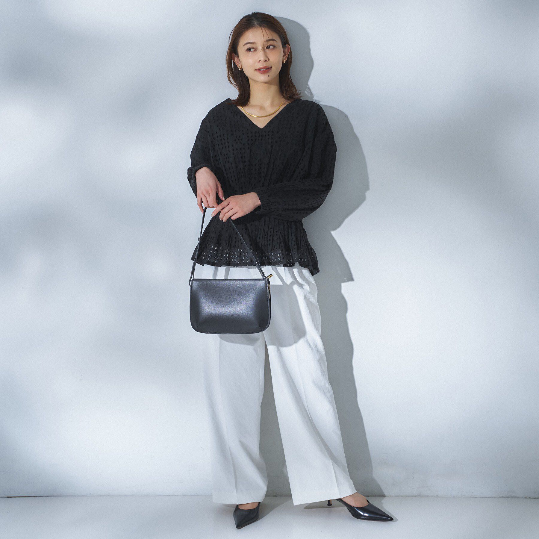 UNTITLED「【Audrey and John Wad】ウエストシャーリングブラウス」|シャツ・ブラウス|