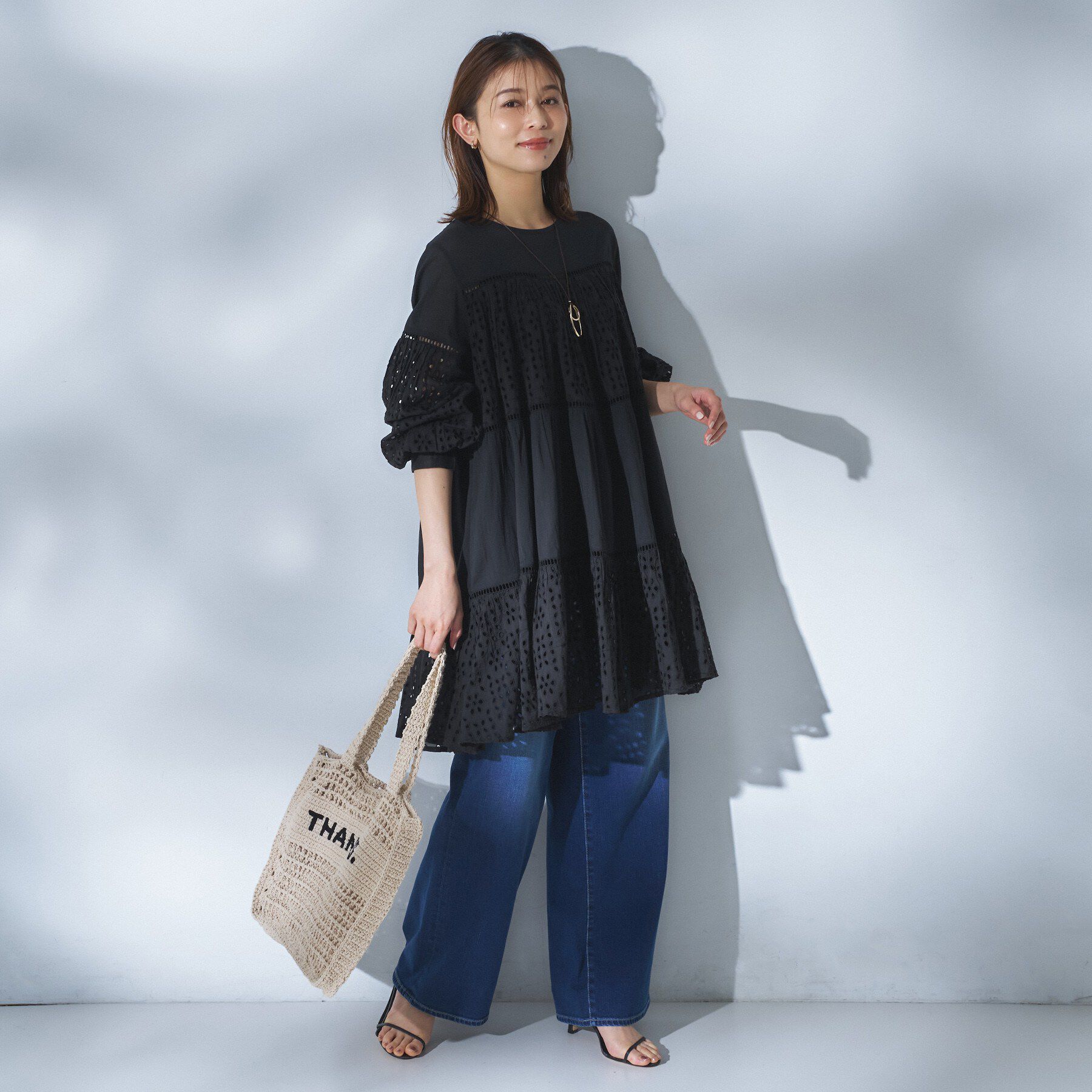 UNTITLED「【Audrey and John Wad】エンブロイダリーチュニックドレス」|シャツ・ブラウス|