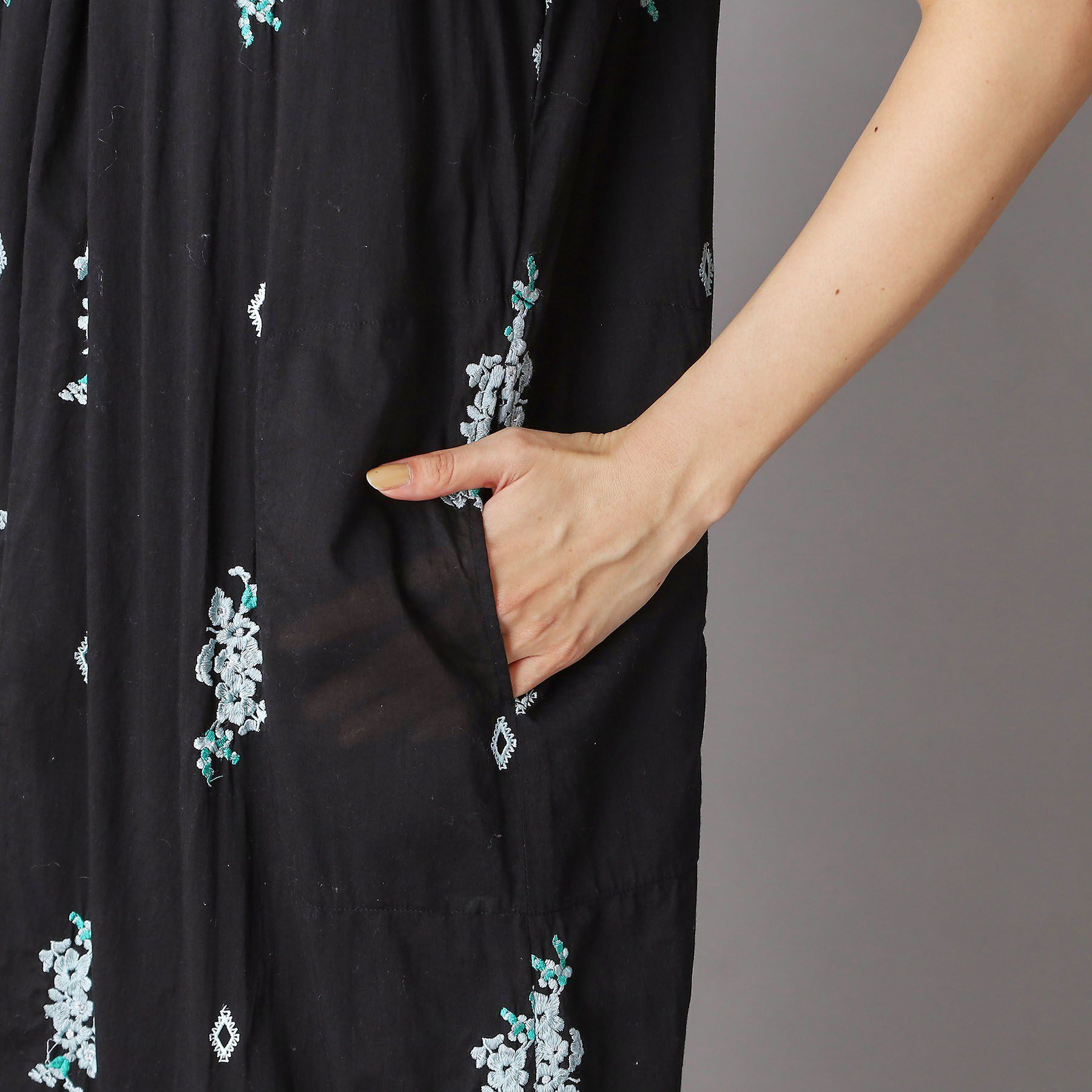 DRESSTERIOR「ne Quittez pas（ヌキテパ）コットンボイル ジャスミン刺繍 ワンピース」|ワンピース|