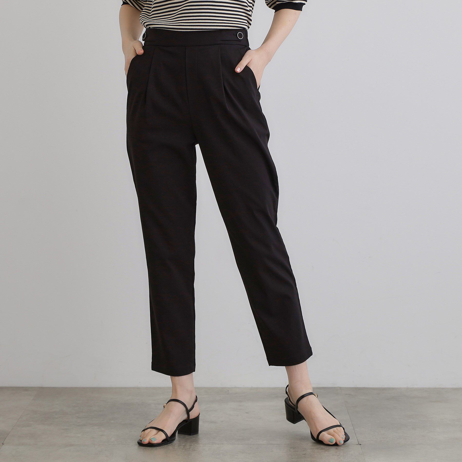 grove「低身長さん向け－3cm丈【接触冷感】サマーハイパーストレッチテーパードパンツ」|その他|ブラック(019)