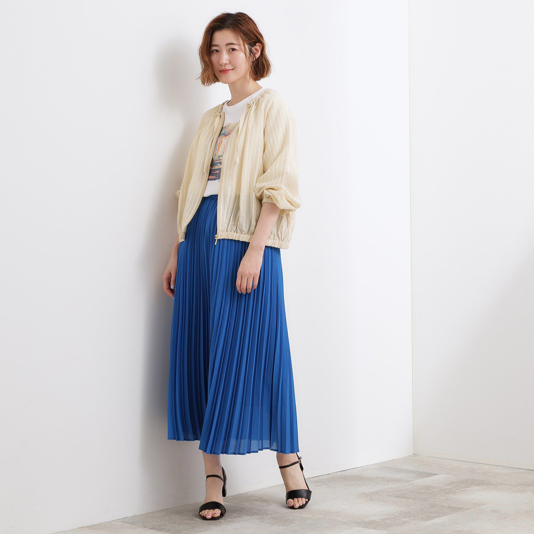 grove「気温調整にも◎ブラウス感覚で羽織れるシアーブルゾン」|ブルゾン・スタジャン|