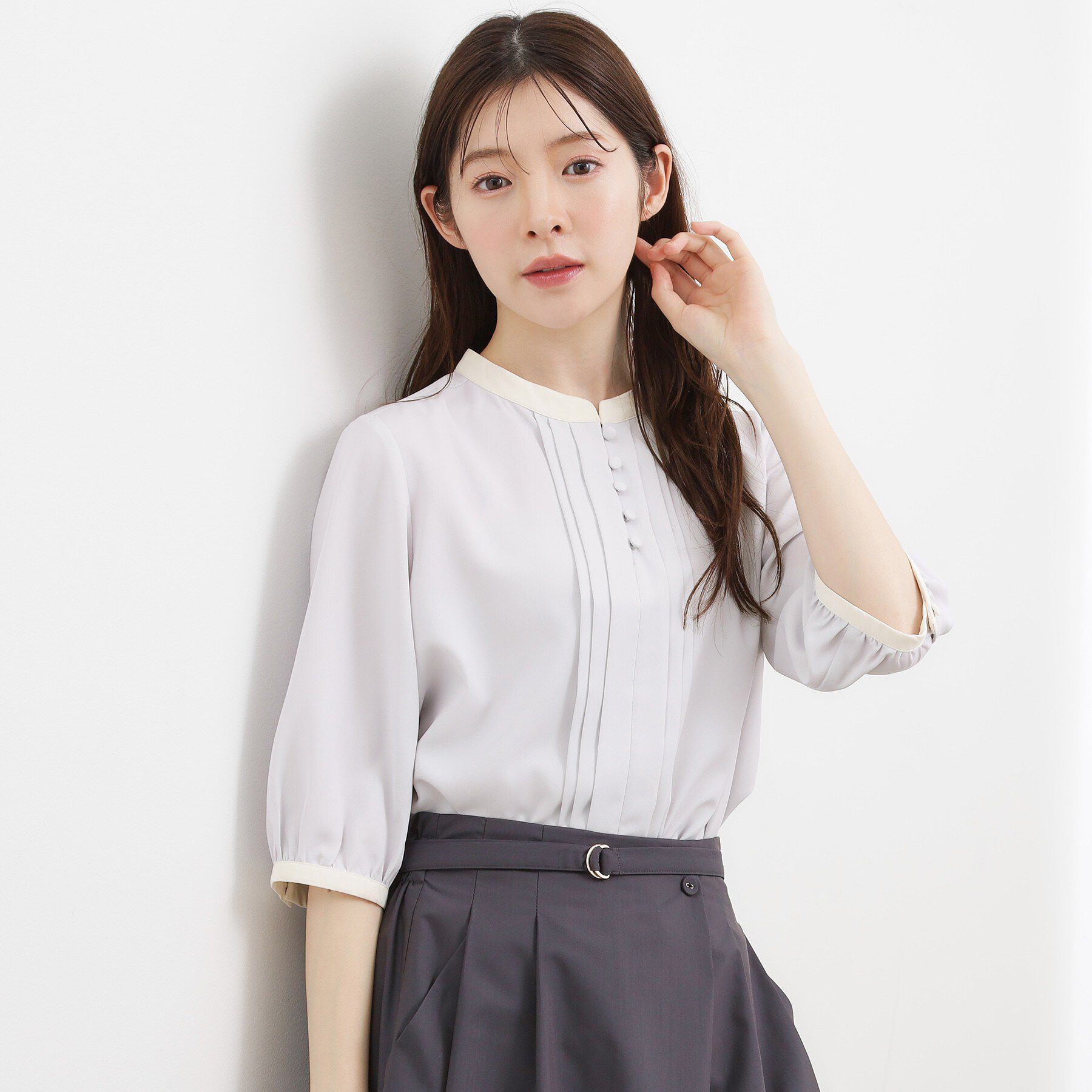 grove「【二の腕カバー・お仕事】フロントタック配色ブラウス」|シャツ・ブラウス|