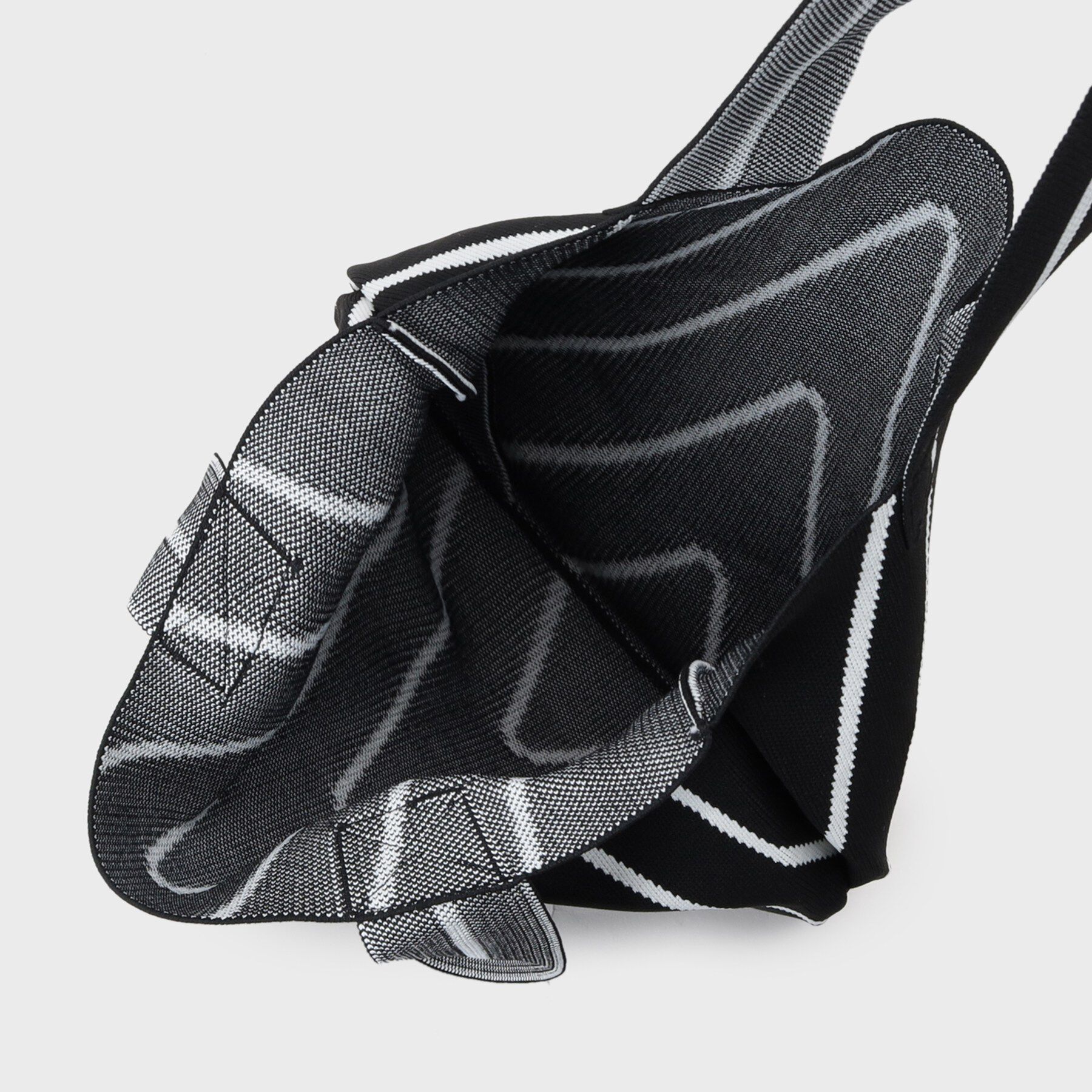 INDIVI「【WEB限定カラー／A4収納】柄ニットバッグ」|トートバッグ|