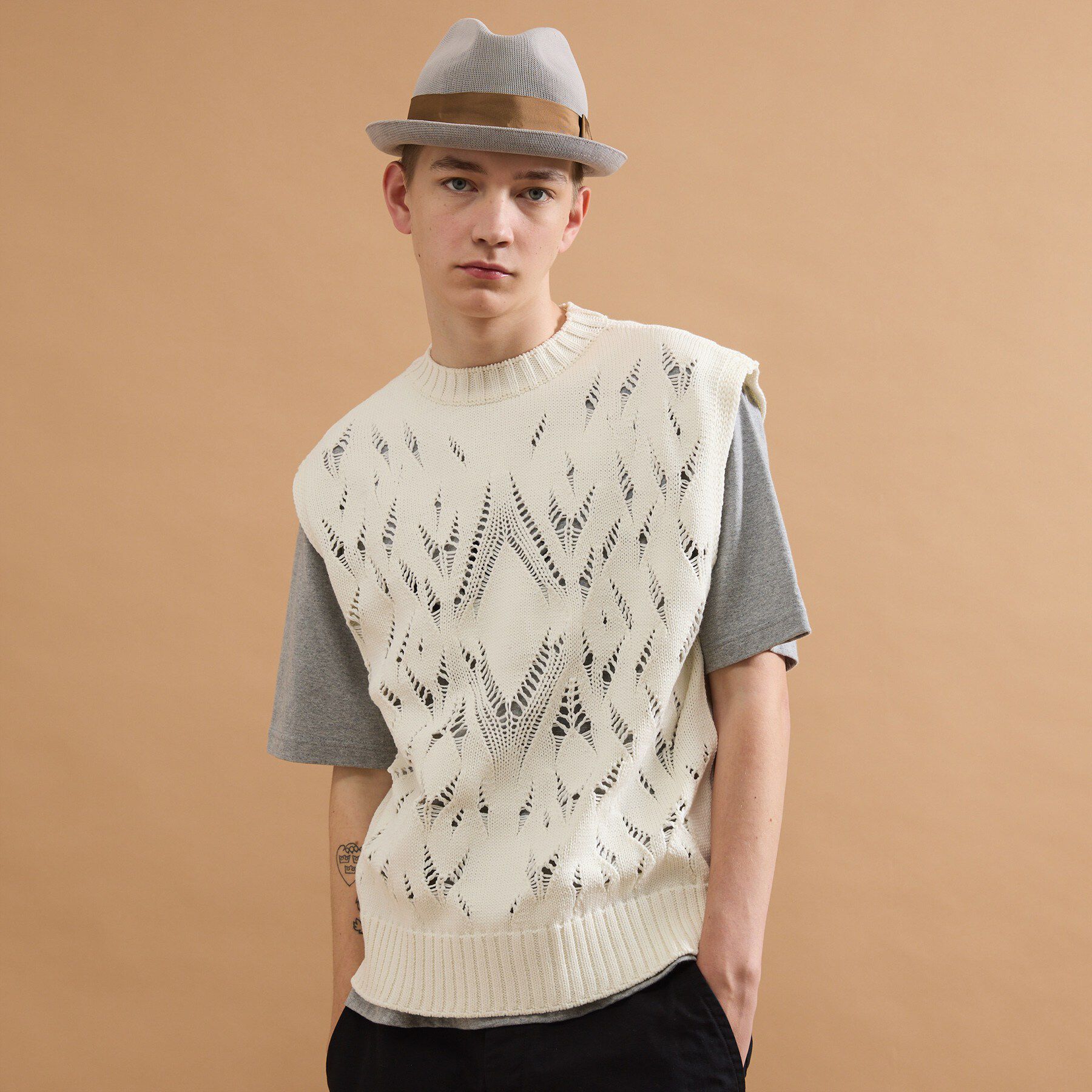 40CARATS&525「ダイヤ柄透かし編みニットべスト」|ベスト・ジレ|