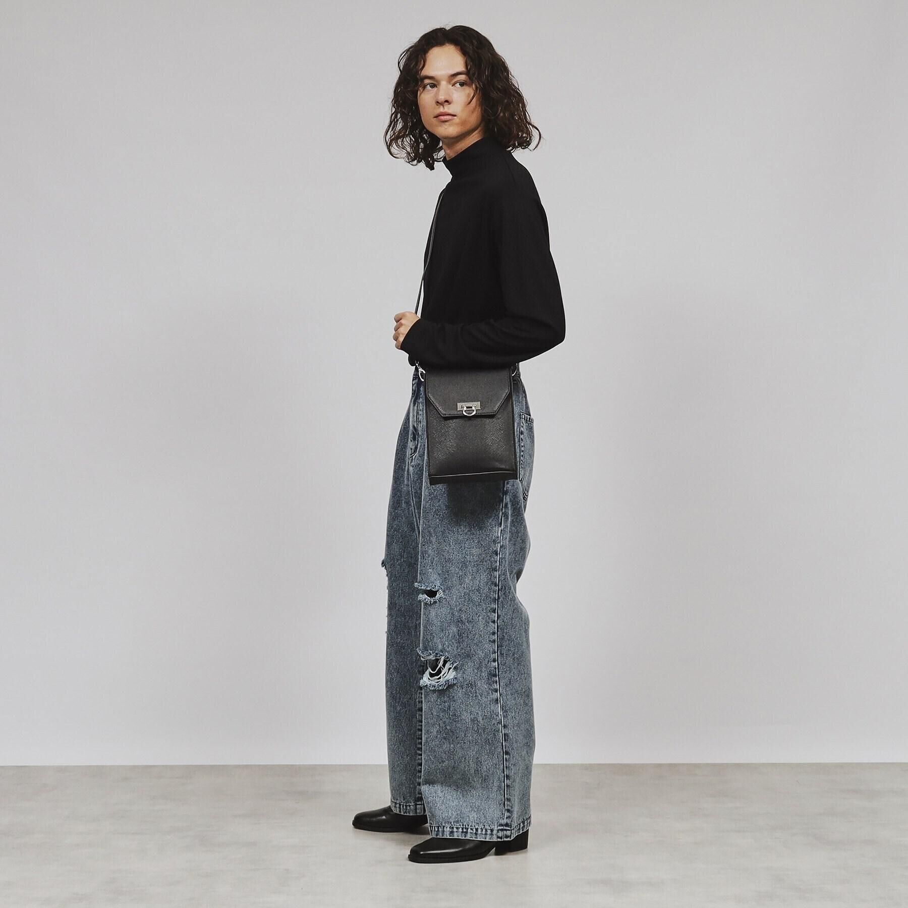 tk.TAKEO KIKUCHI「スクエアボックスショルダーバッグ（ユニセックスアイテム）」|ショルダー・メッセンジャー|