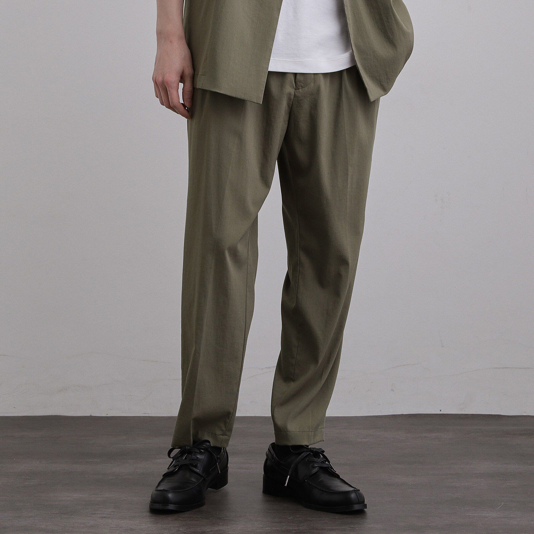 tk.TAKEO KIKUCHI「【接触冷感／UVCUT】COOL PLAYワイドテーパードスラックス」|その他|オリーブグリーン(0