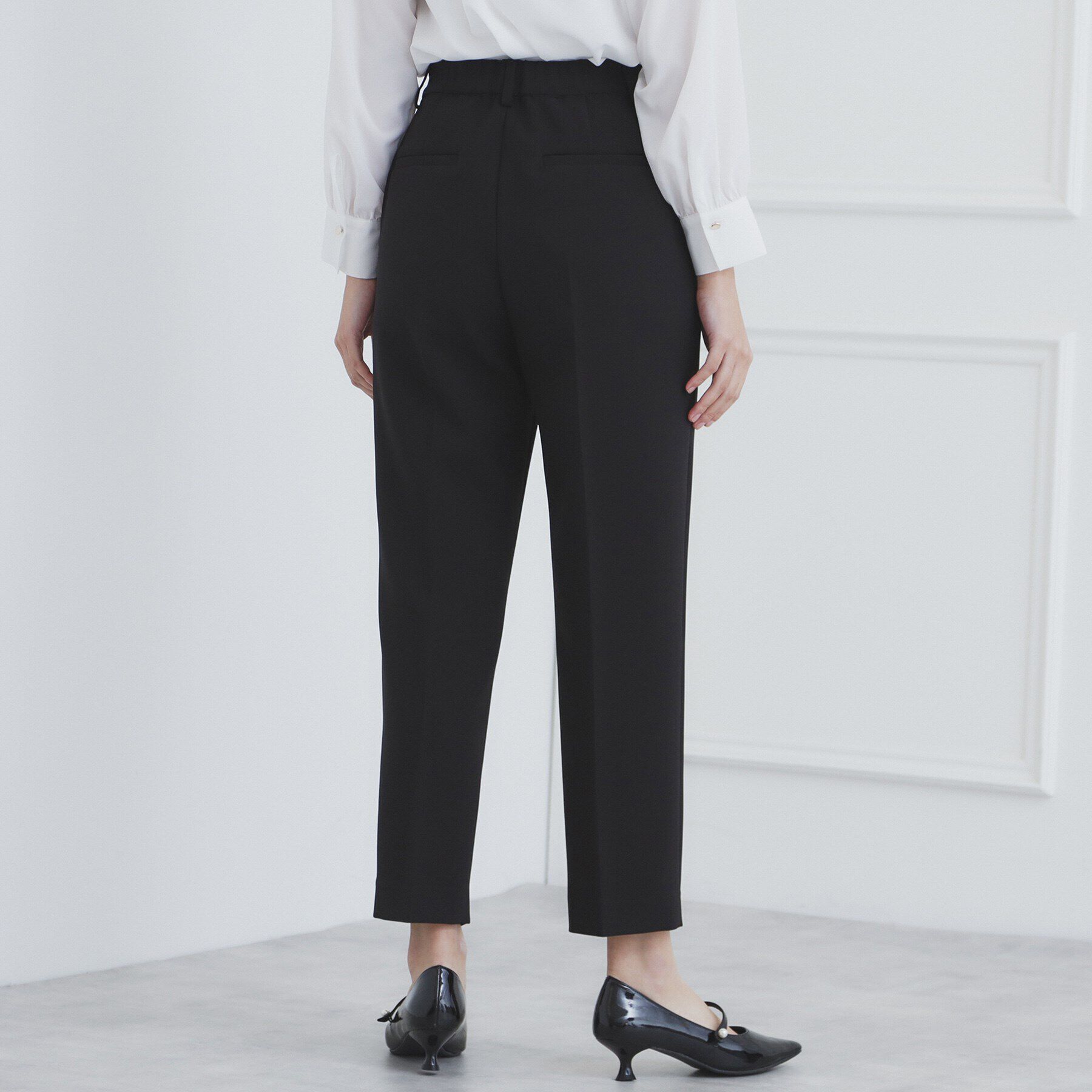 index「《通勤/セットアップ対応》多機能ストレッチテーパードパンツ【洗濯機洗い可/防シワ/抗ピル】」|その他|