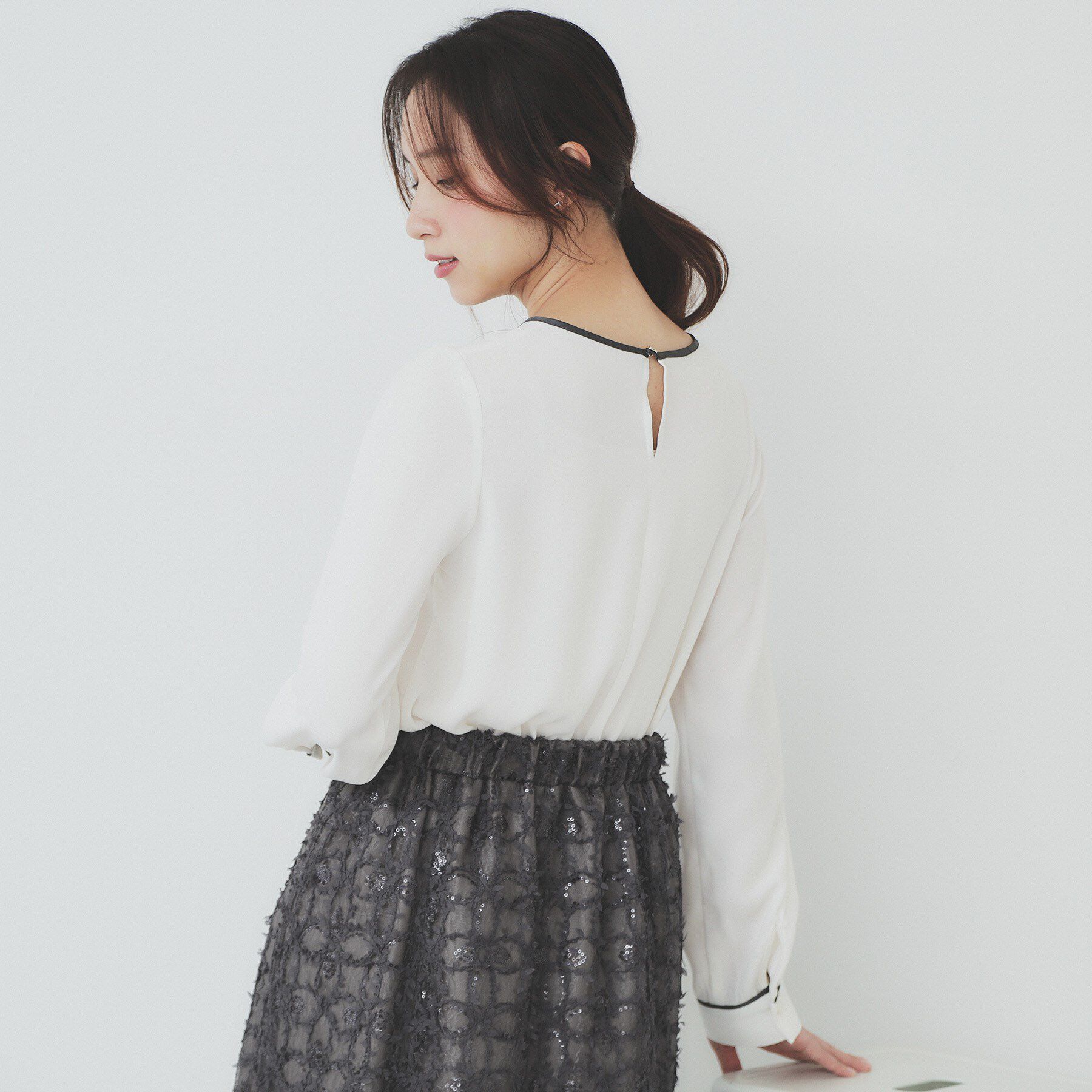 index「バイカラーパイピングブラウス【洗濯機洗い可】」|シャツ・ブラウス|