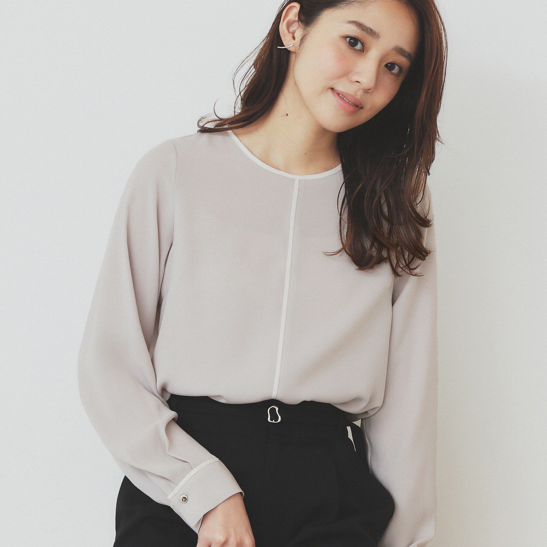 index「バイカラーパイピングブラウス【洗濯機洗い可】」|シャツ・ブラウス|