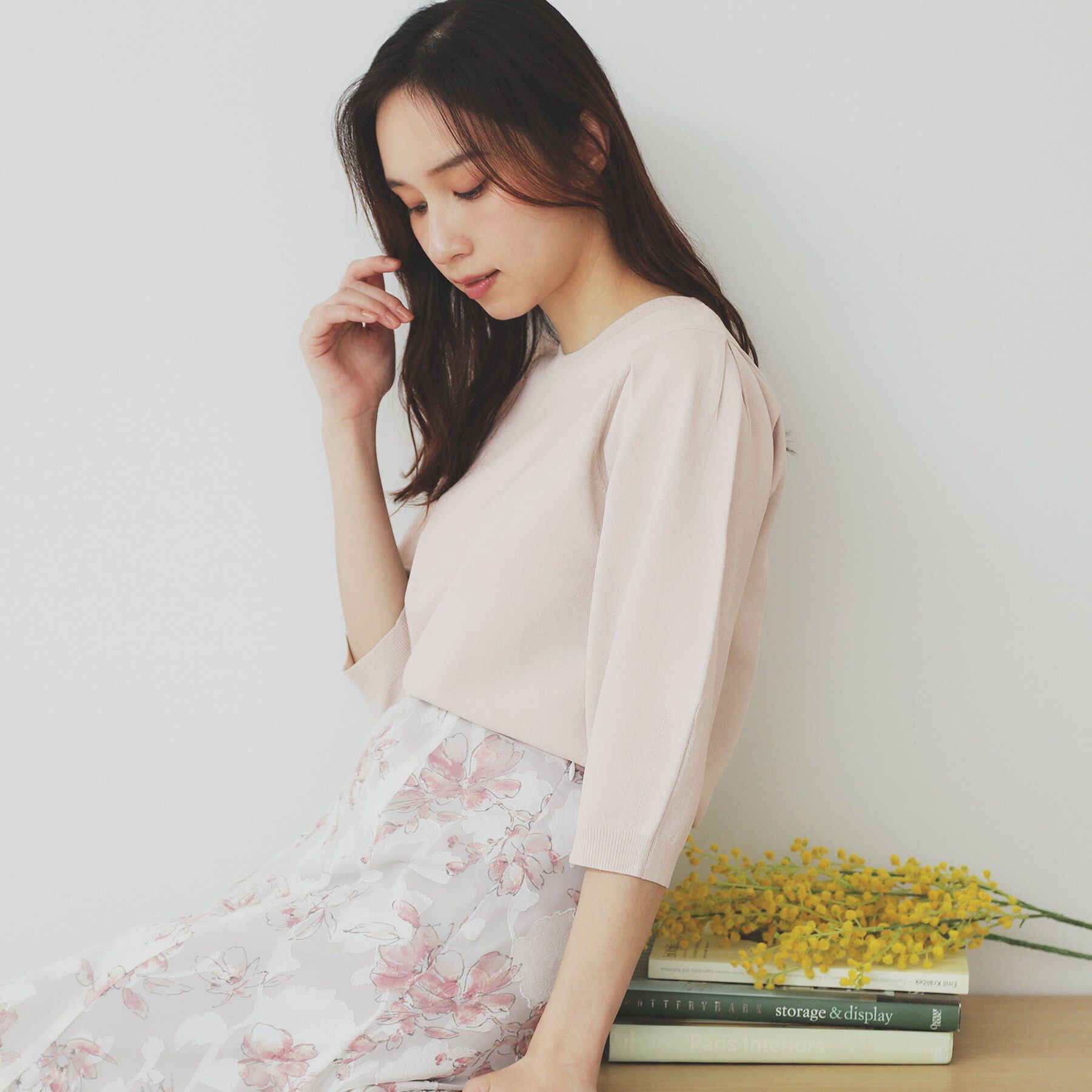 index「《7色展開/XS-LLサイズ》クルーネックデザインスリーブニット【洗濯機洗い可】」|ニット・セーター|グレージュ(050)