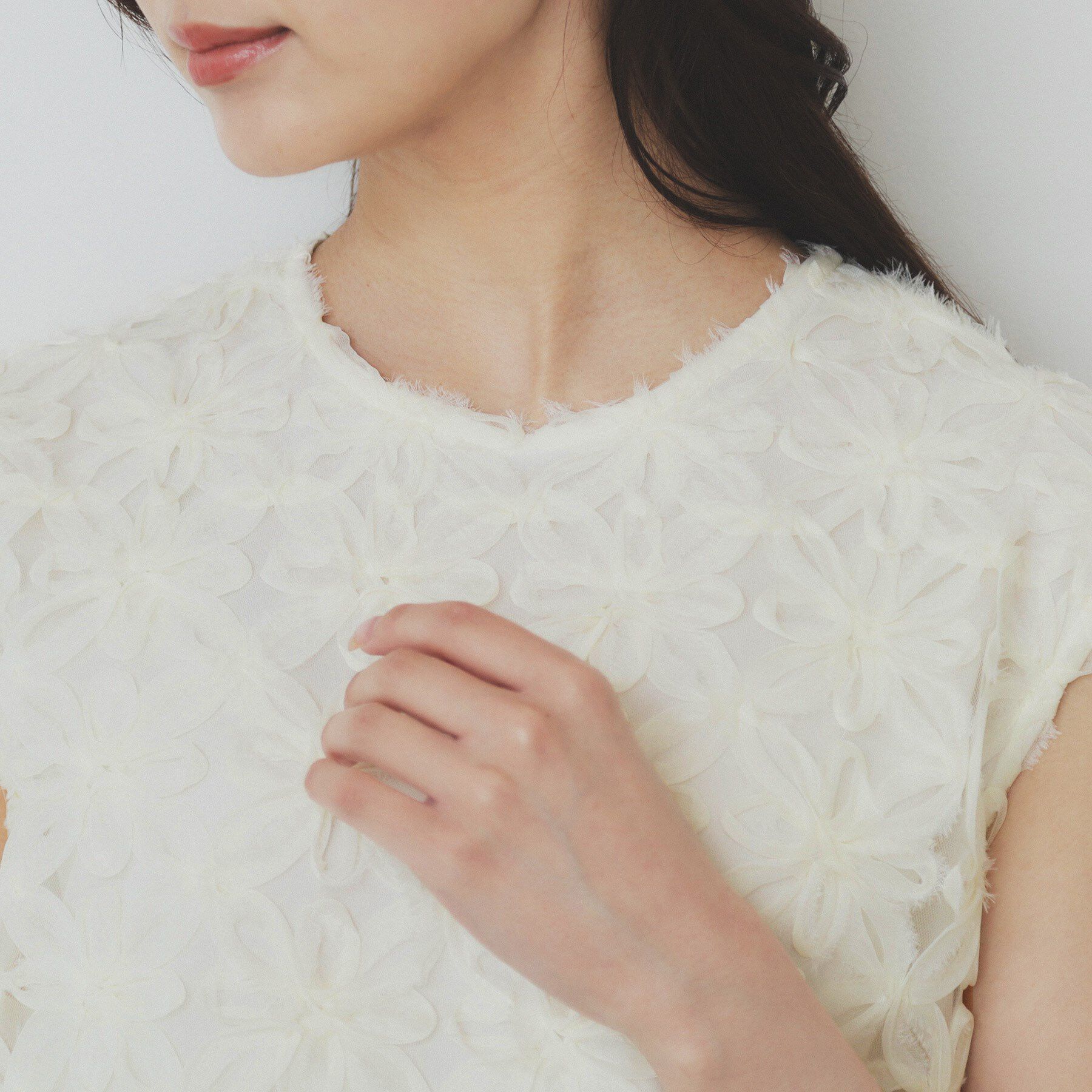 index「フラワーチュール刺繍ペプラムブラウス【洗える】」|シャツ・ブラウス|