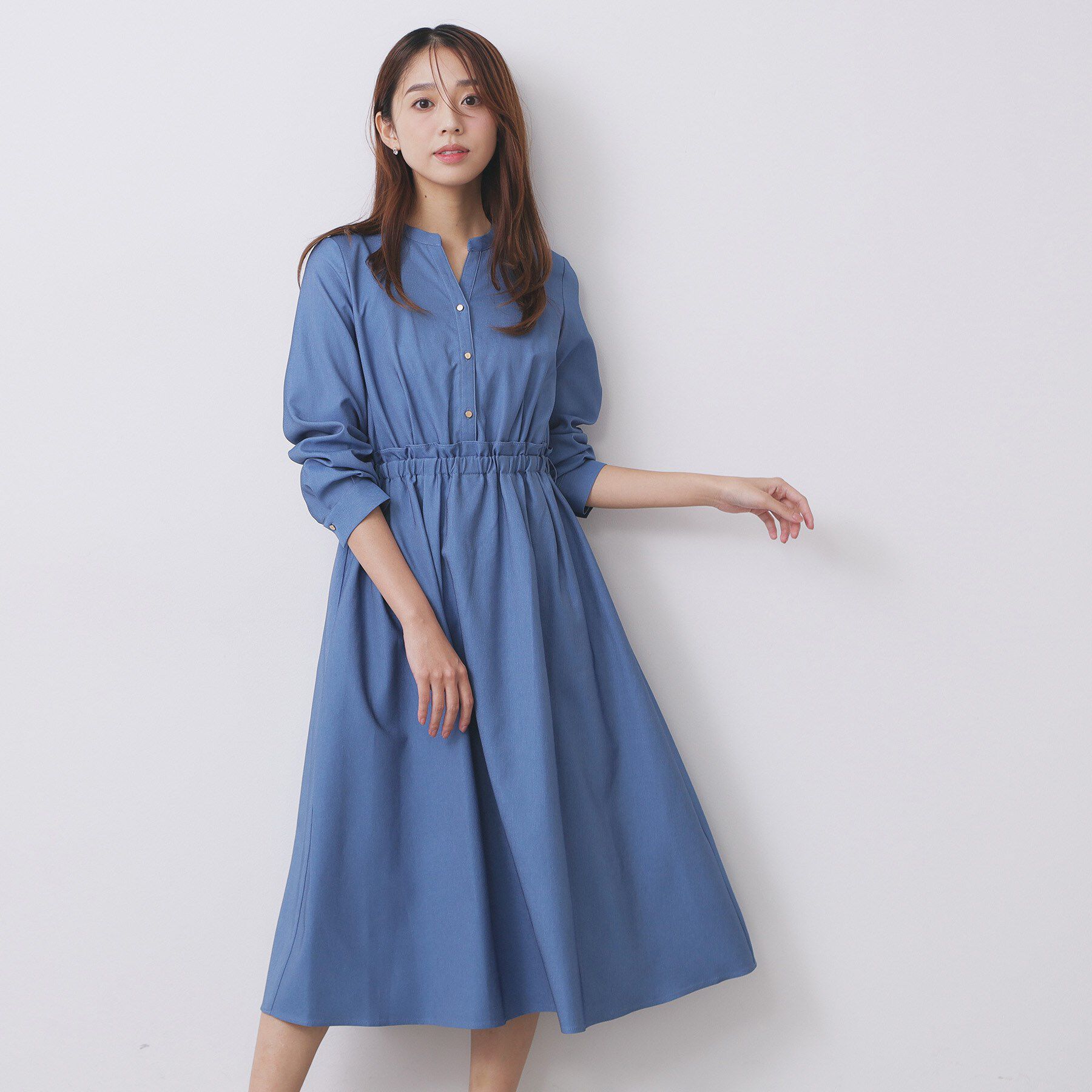 index「シャンブレーツイルドッキングフレアワンピース【洗濯機OK/イージーアイロン】」|ワンピース|