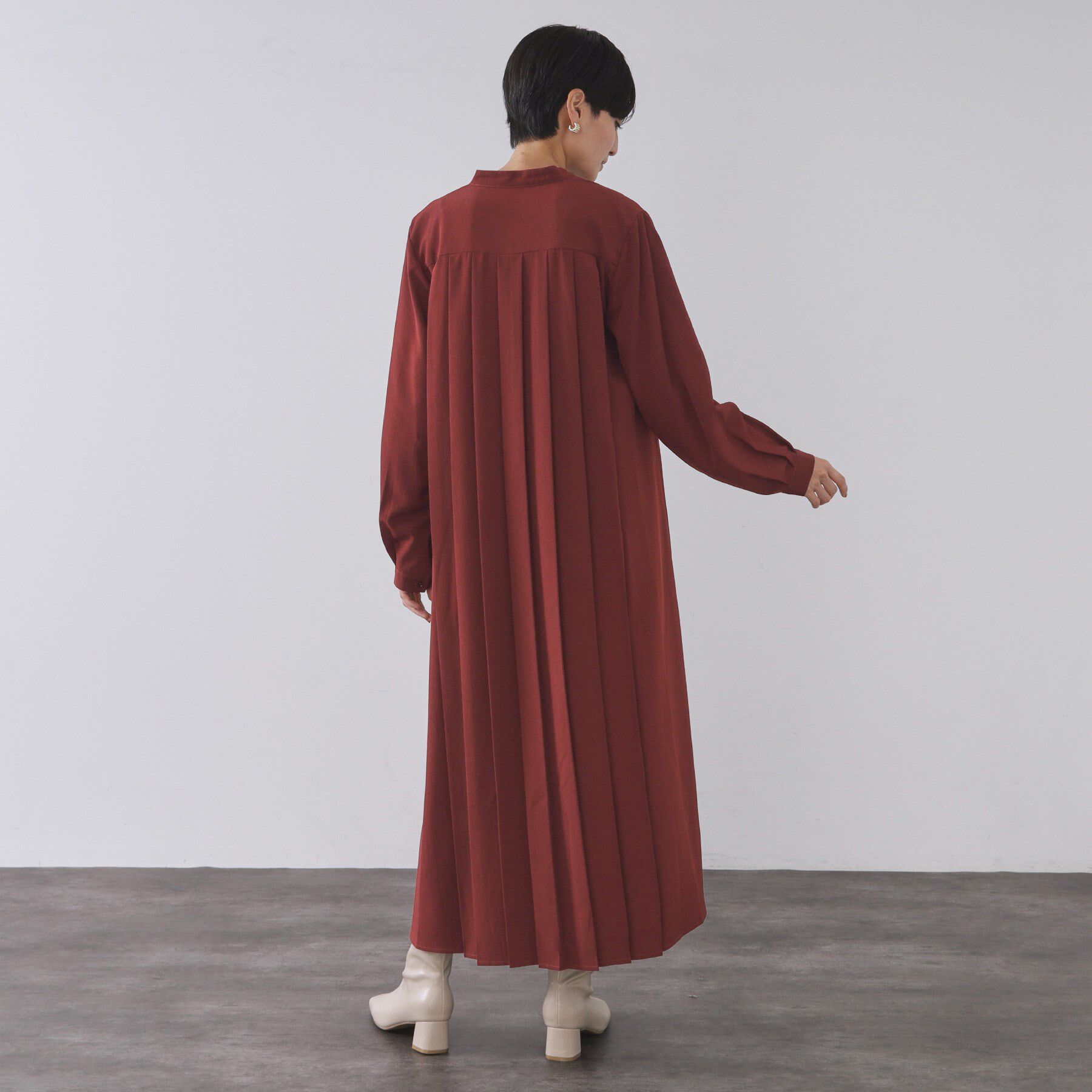 OPAQUE.CLIP「バックプリーツワンピース【洗濯機OK】」|ワンピース|