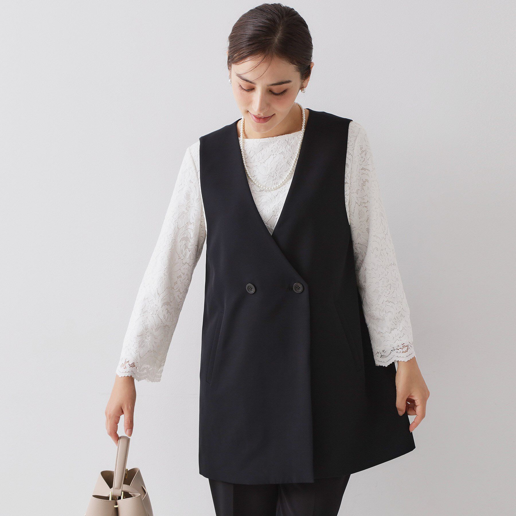 OPAQUE.CLIP「《通勤対応》Vネックミドルジレ【洗濯機OK】」|ベスト・ジレ|