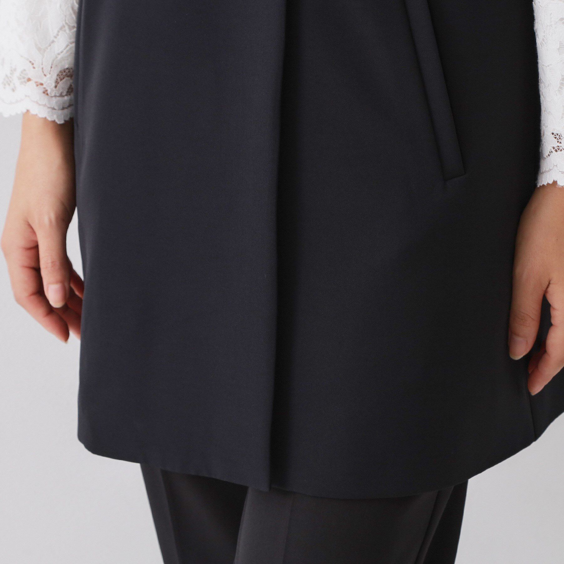 OPAQUE.CLIP「《通勤対応》Vネックミドルジレ【洗濯機OK】」|ベスト・ジレ|