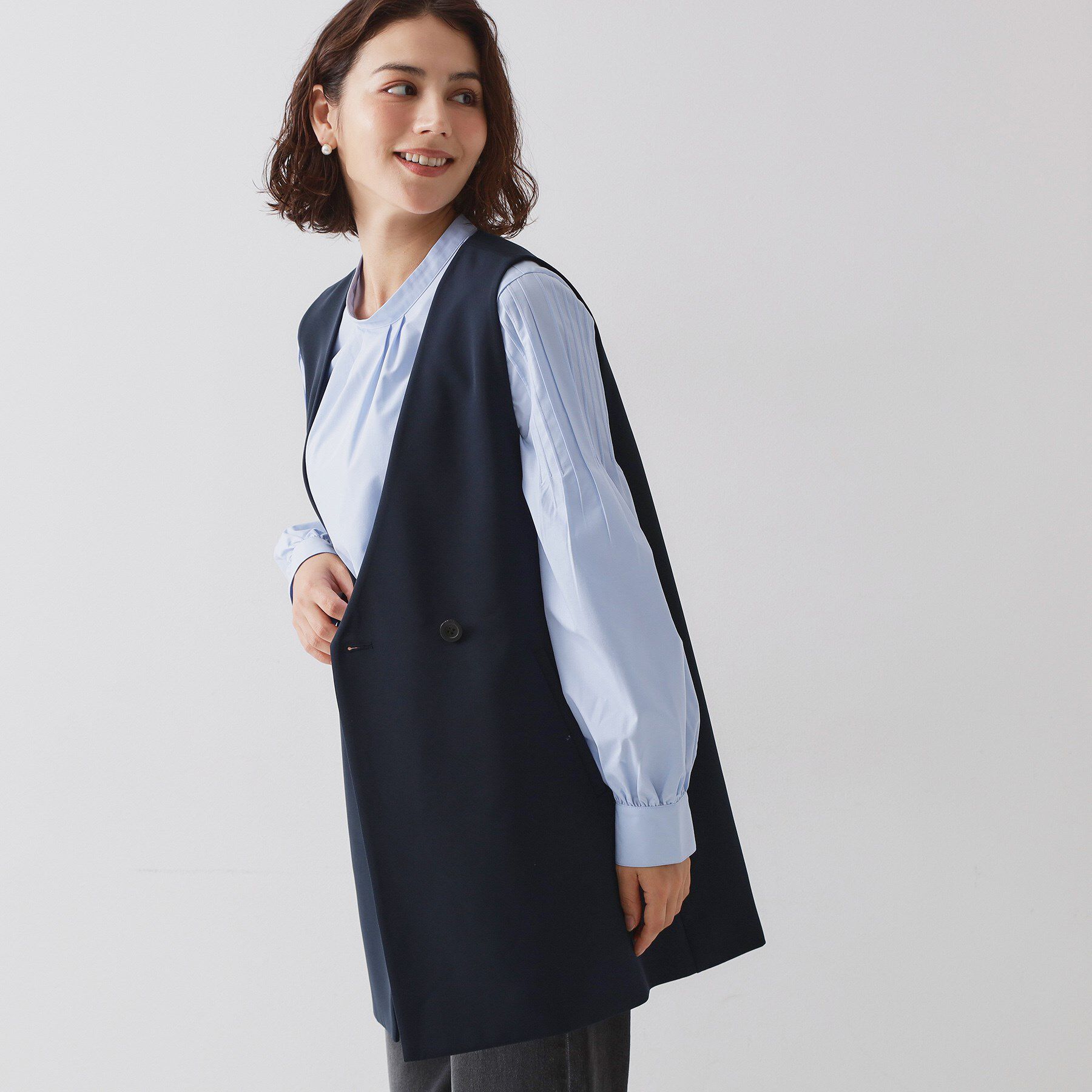 OPAQUE.CLIP「《通勤対応》Vネックミドルジレ【洗濯機OK】」|ベスト・ジレ|