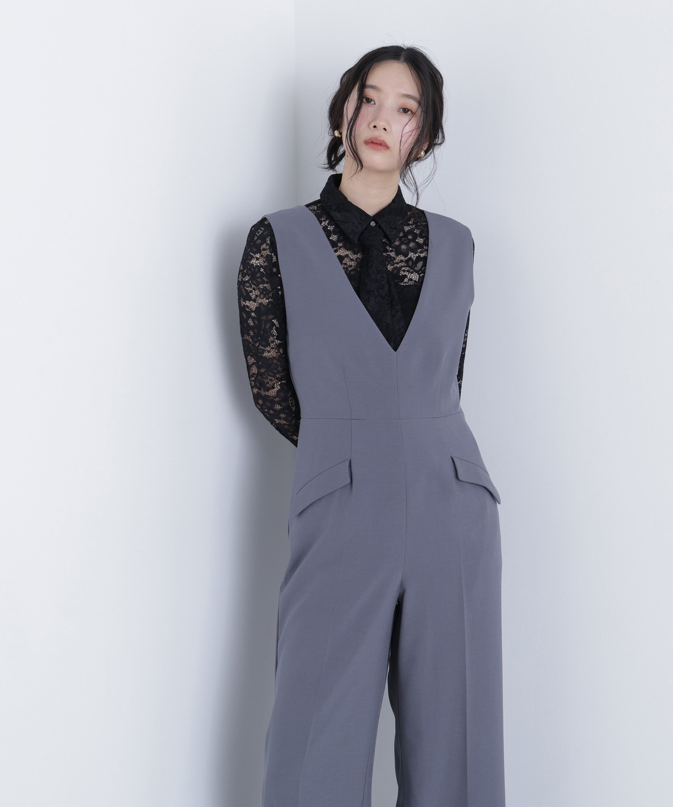  「〈N.〉Ｖネックオールインワン」|ワンピース|チャコール1