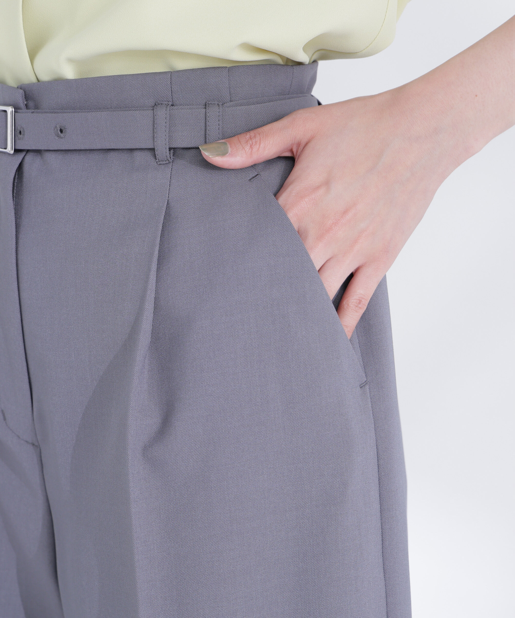  「ベルテッドタックワイドパンツ」|その他|