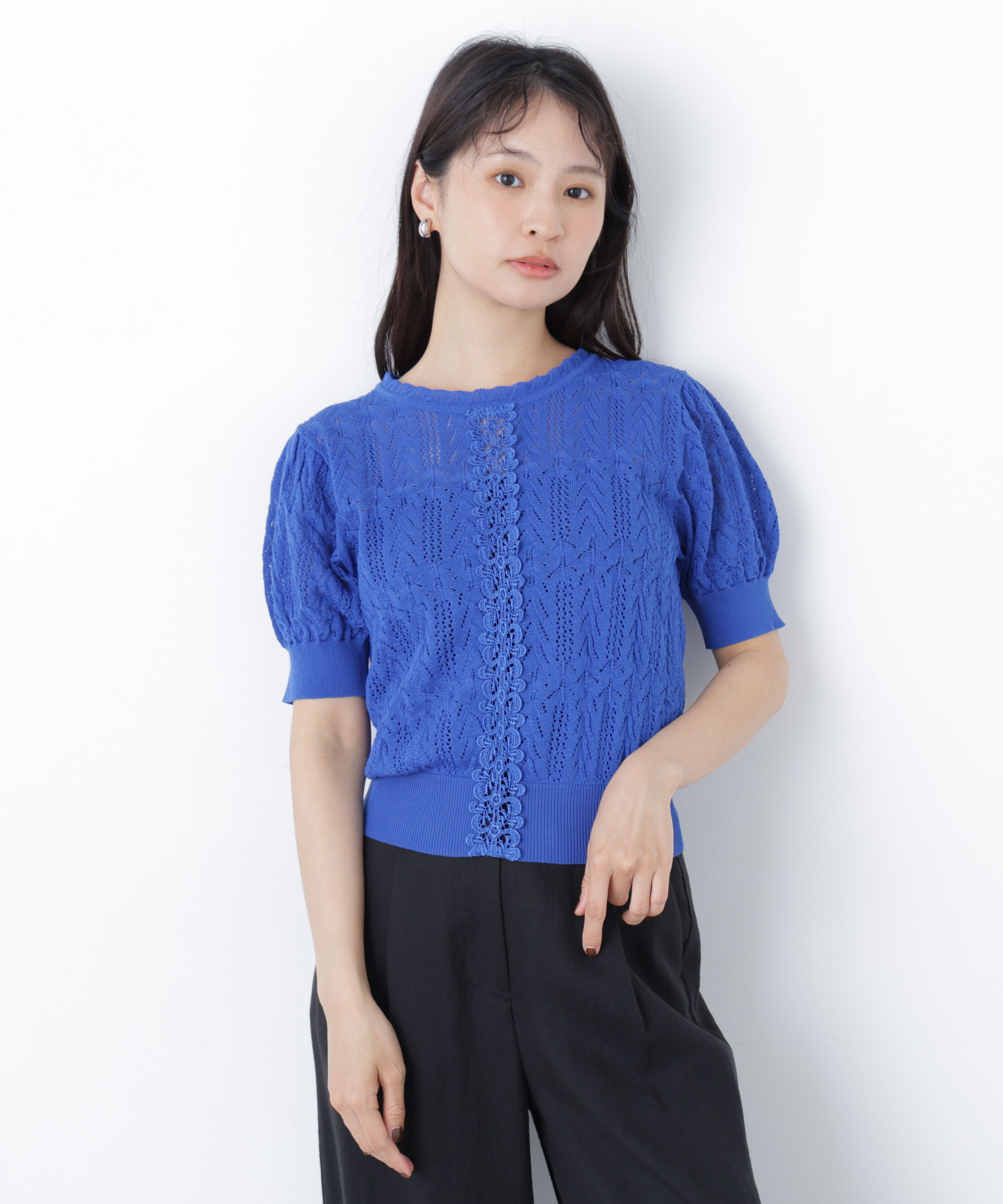  「レーストリミング柄編みニット」|ニット・セーター|ブルー1