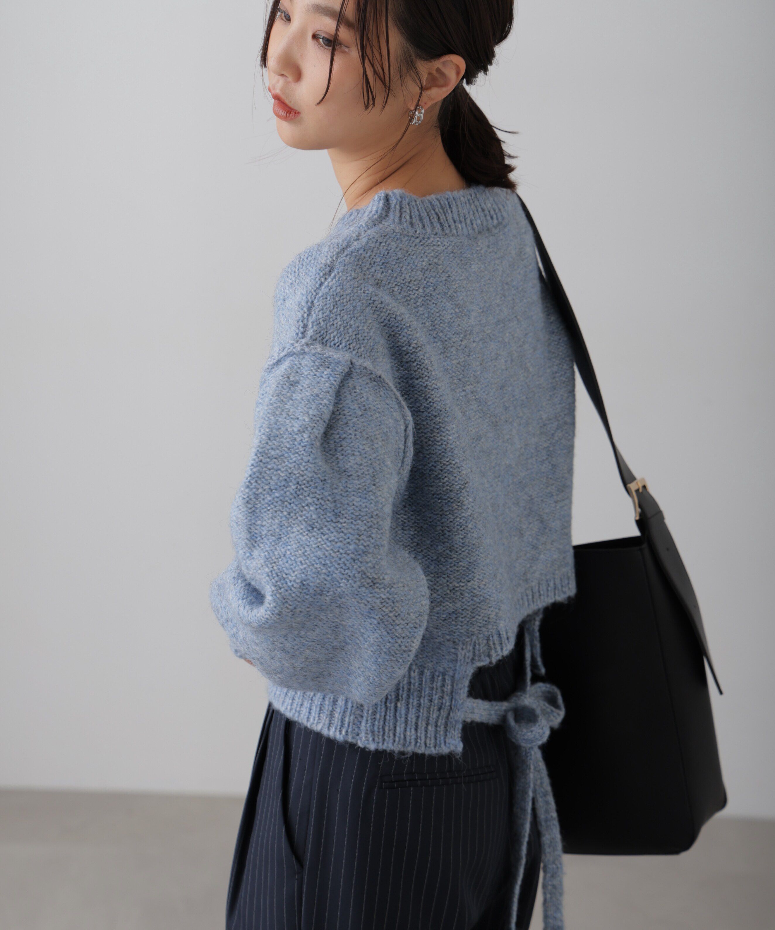  「バックリボンショート丈ニット」|ニット・セーター|