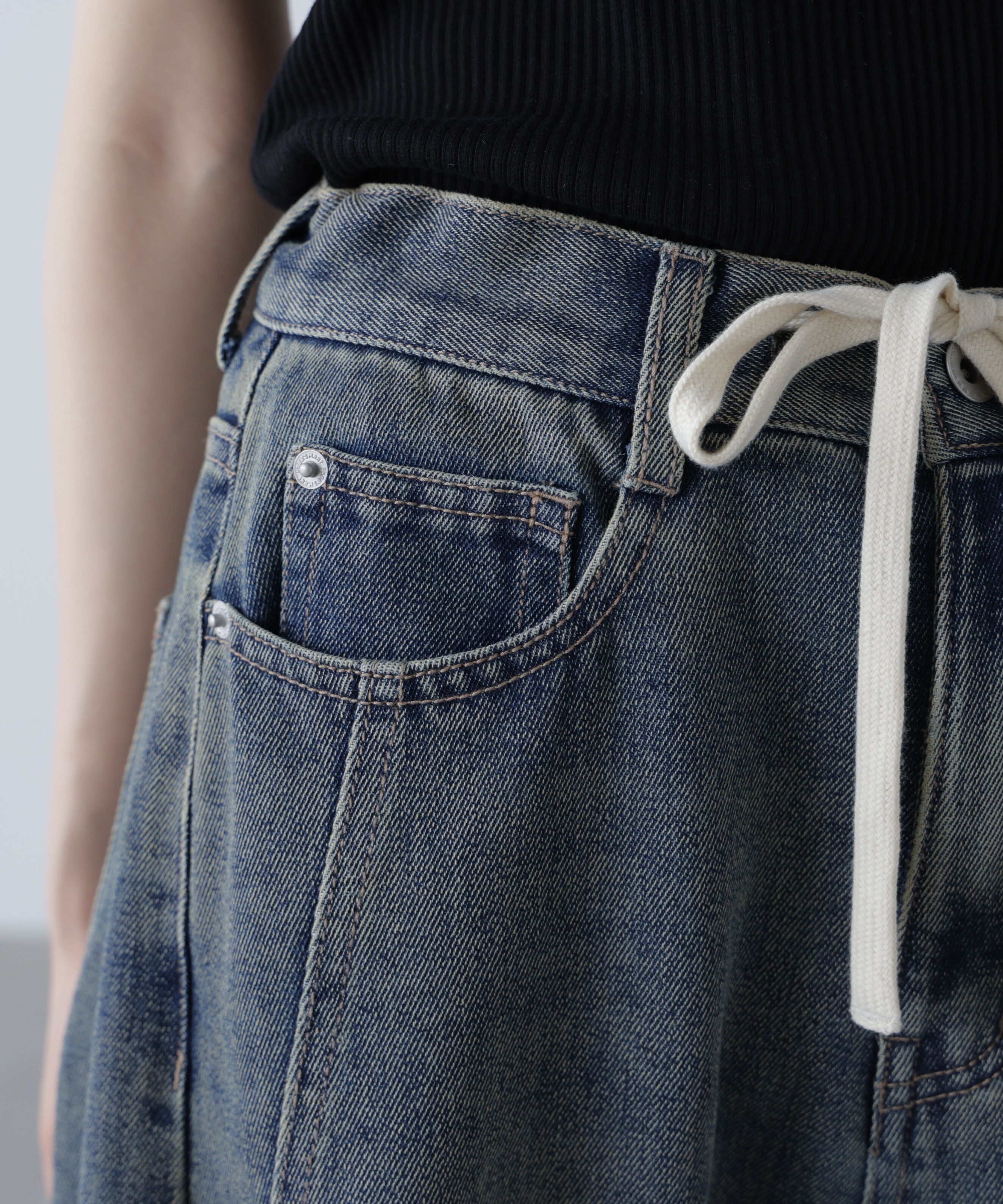  「ドロストバレルレッグデニムパンツ」|その他|