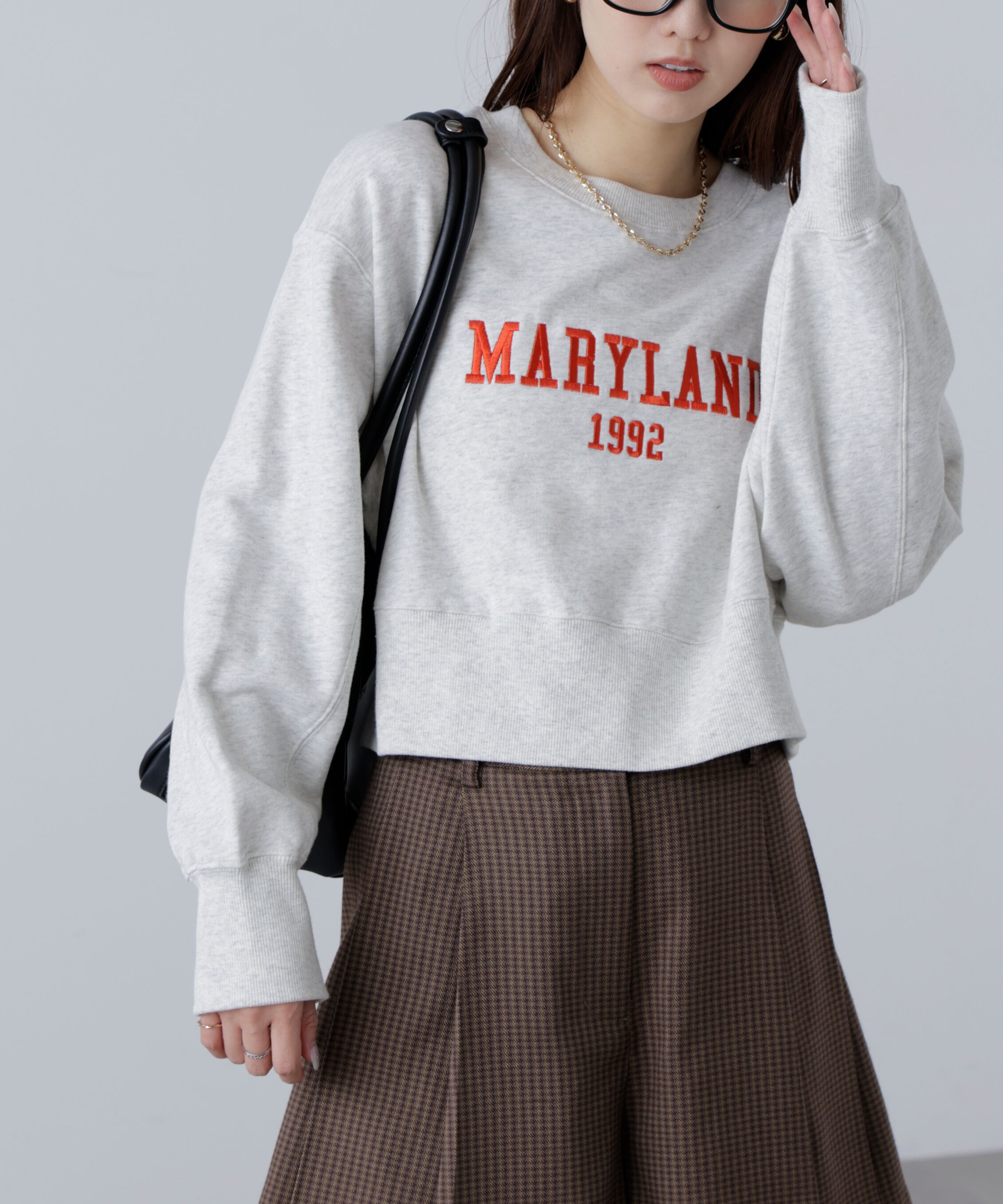  「カレッジロゴショート丈スウェット」|Tシャツ・カットソー|