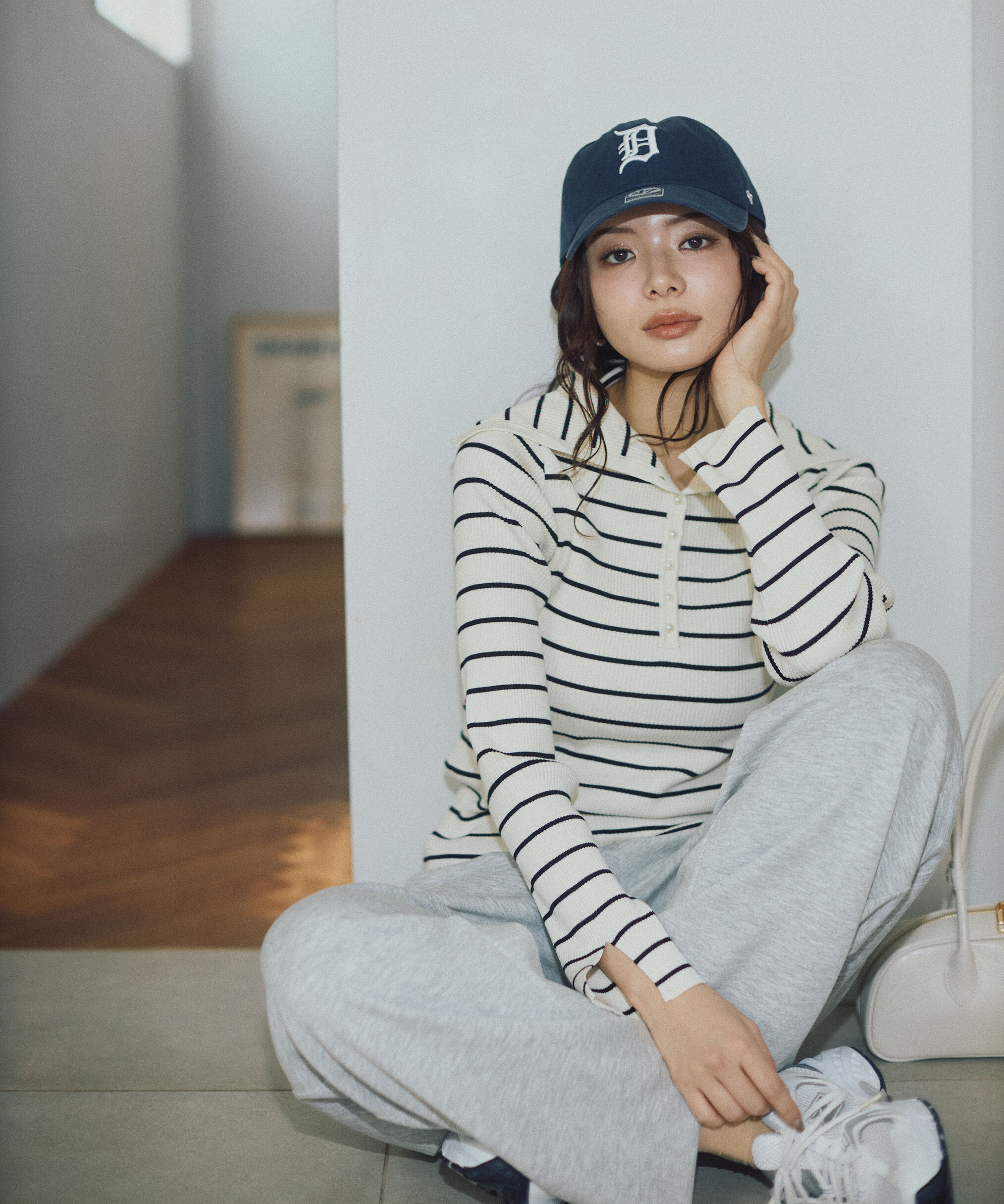 PROPORTION BODY DRESSING「〈a/mie〉ビッグカラーリブニット　　26SS」|カーディガン|エクリュ&times;ブ  1