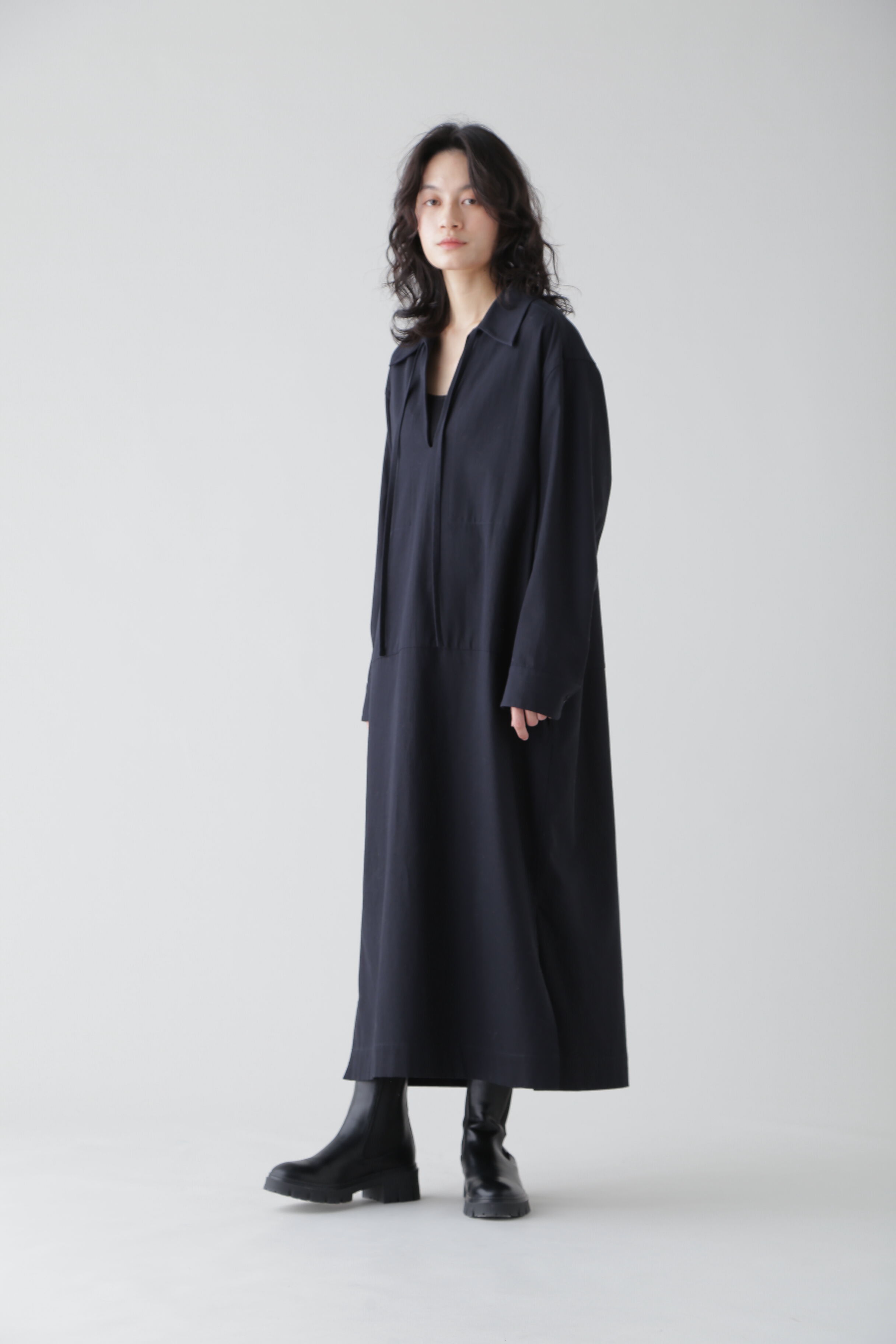 YLEVE 「YLEVE / COTTON LINEN HIGH TWIST GABARDINE TUNIC OP」|ワンピース|