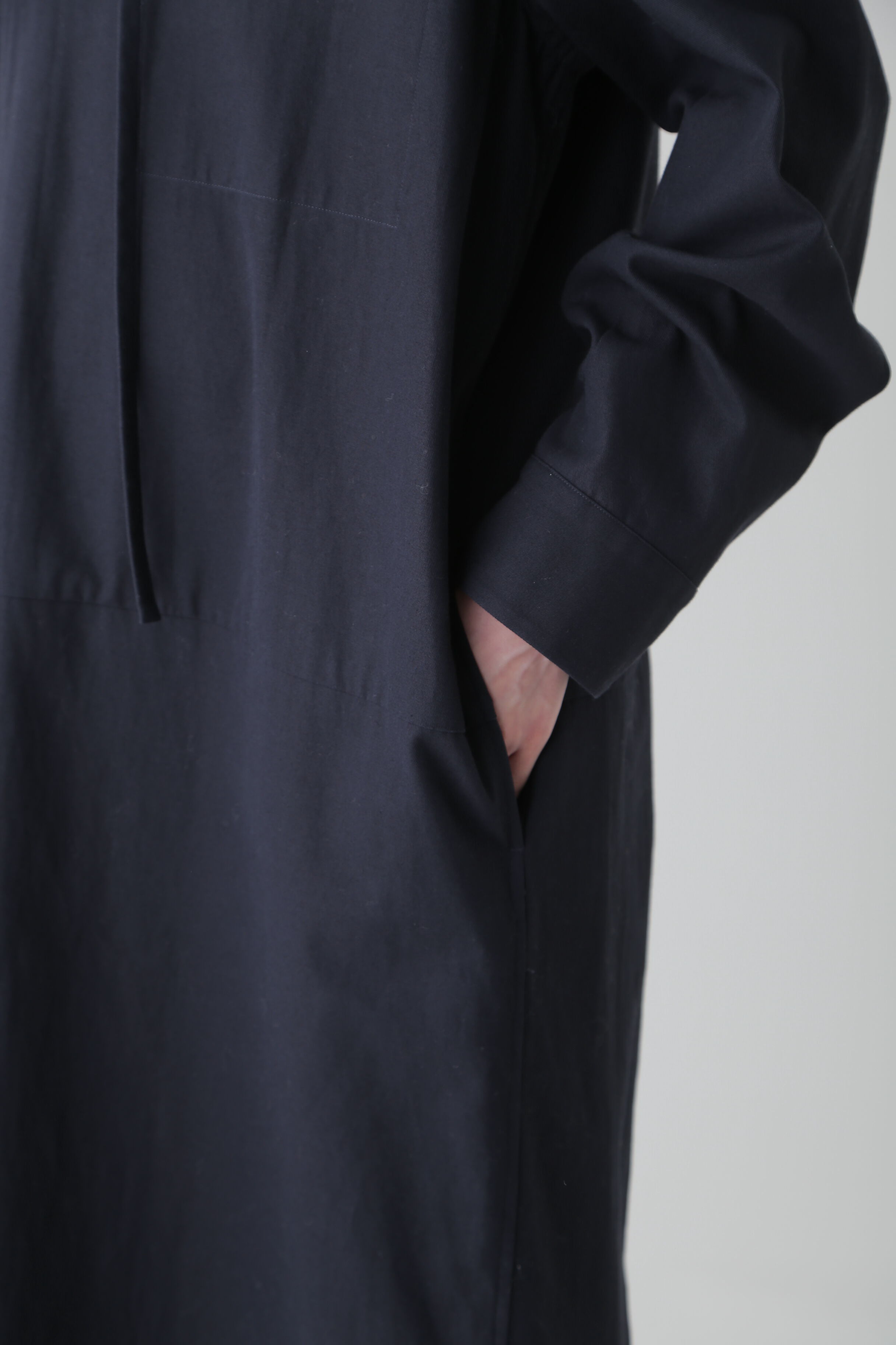 YLEVE 「YLEVE / COTTON LINEN HIGH TWIST GABARDINE TUNIC OP」|ワンピース|